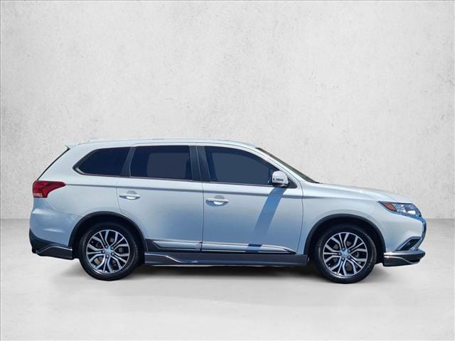 2017 Mitsubishi Outlander
