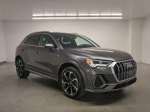 Image de {{modelName}} 2021 Audi Q3 SUV 