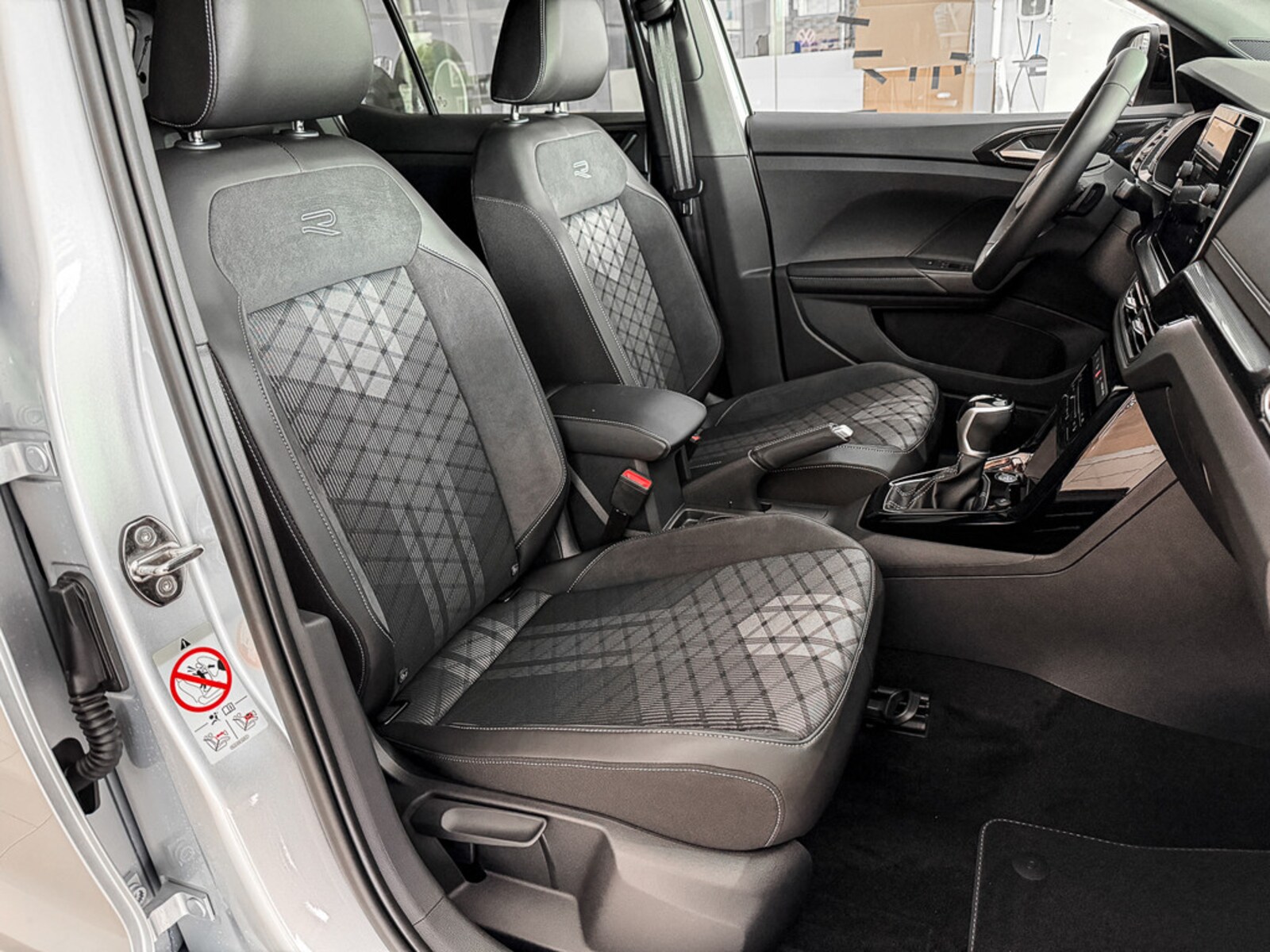 Volkswagen T-Cross – Bild 13