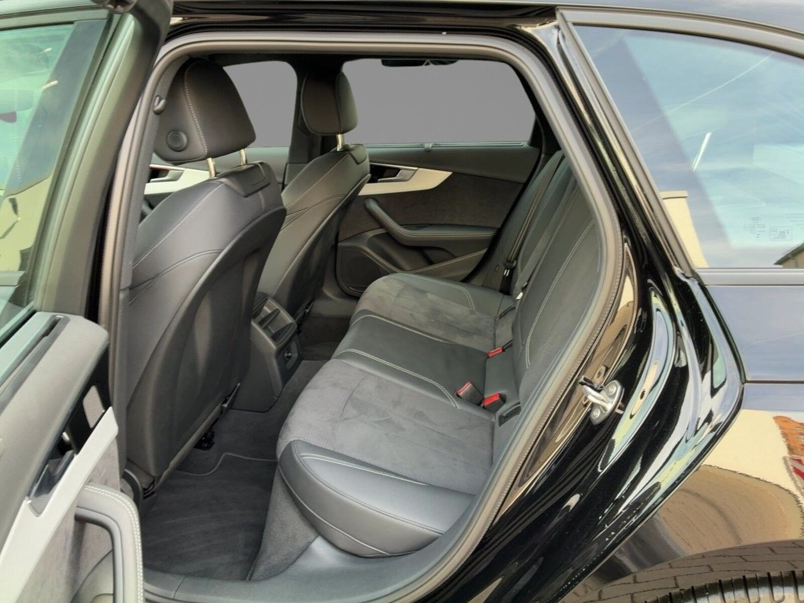 Audi A4 Avant – Bild 7