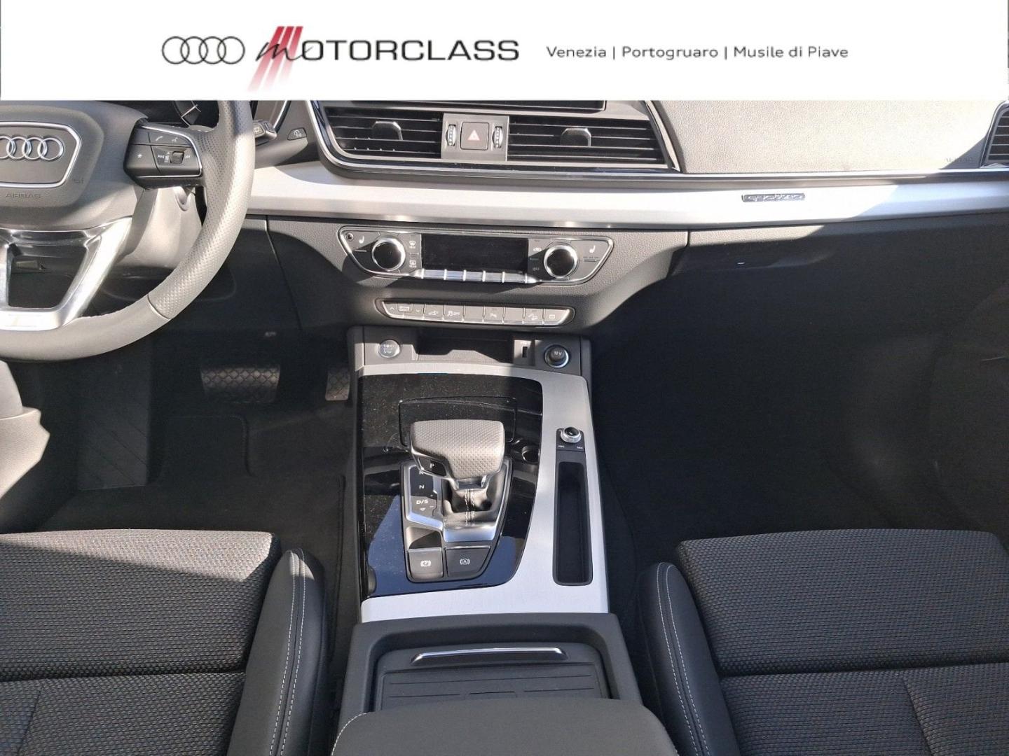 Immagine di Audi Q5 TFSI e S line plus 50 TFSI e quattro 220 kW (299 CV) S tronic - Vista: for more details contact your dealer