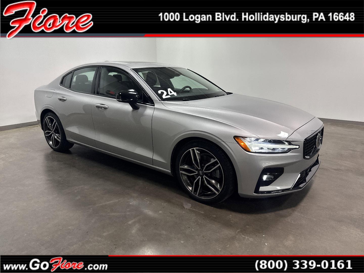 2024 Volvo S60 B5 Core Dark Theme AWD's photo