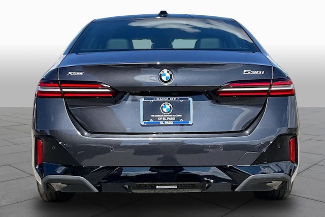 2026 BMW 530i