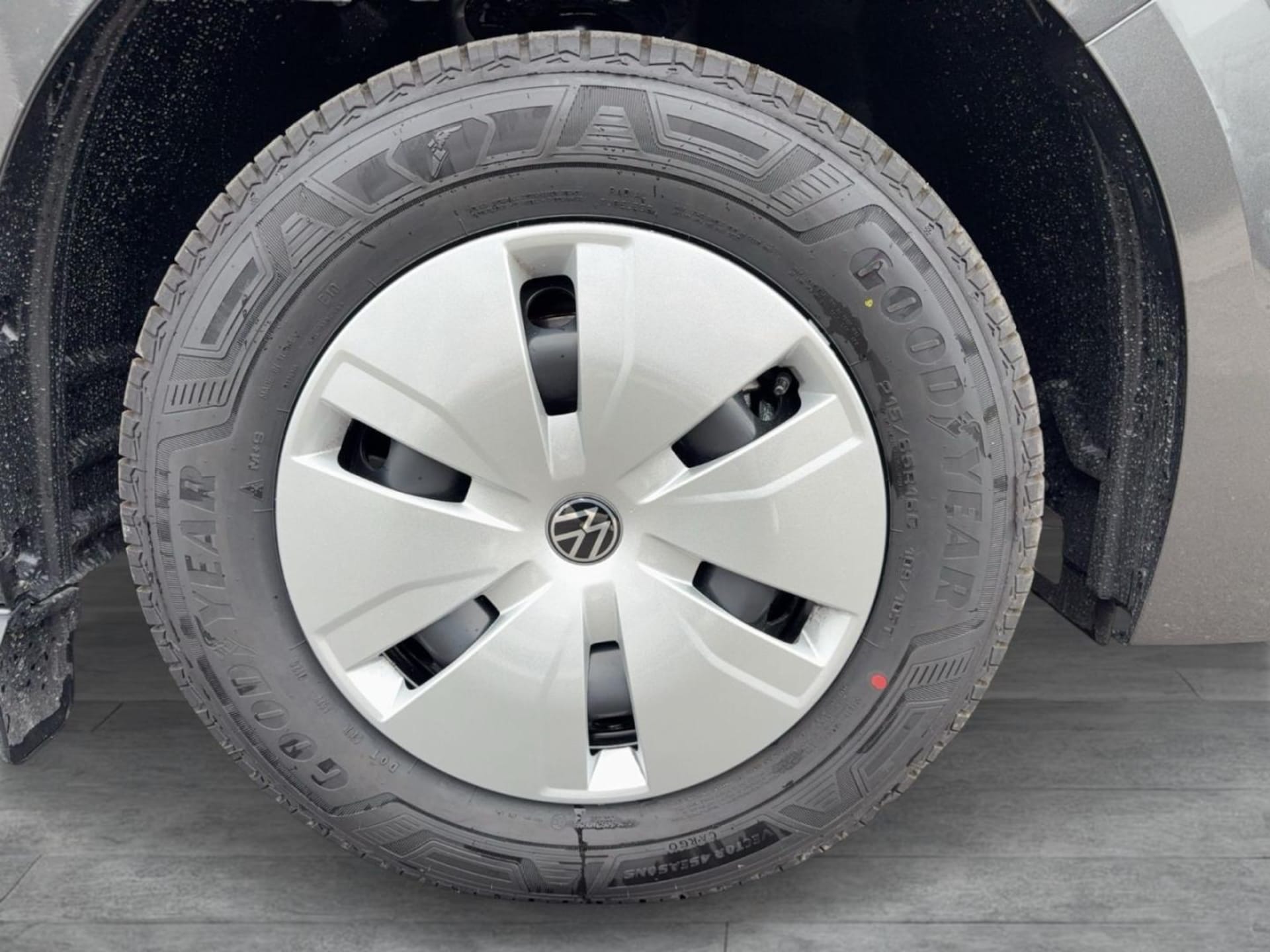 Volkswagen Transporter Kombi kurzer Radstand