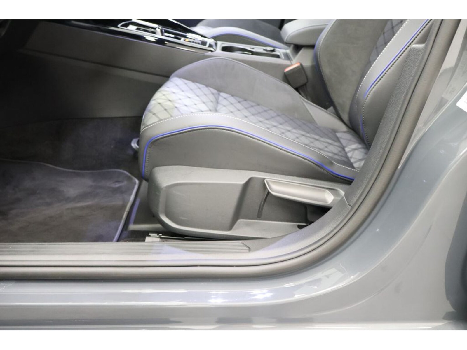 Volkswagen Golf – Bild 23