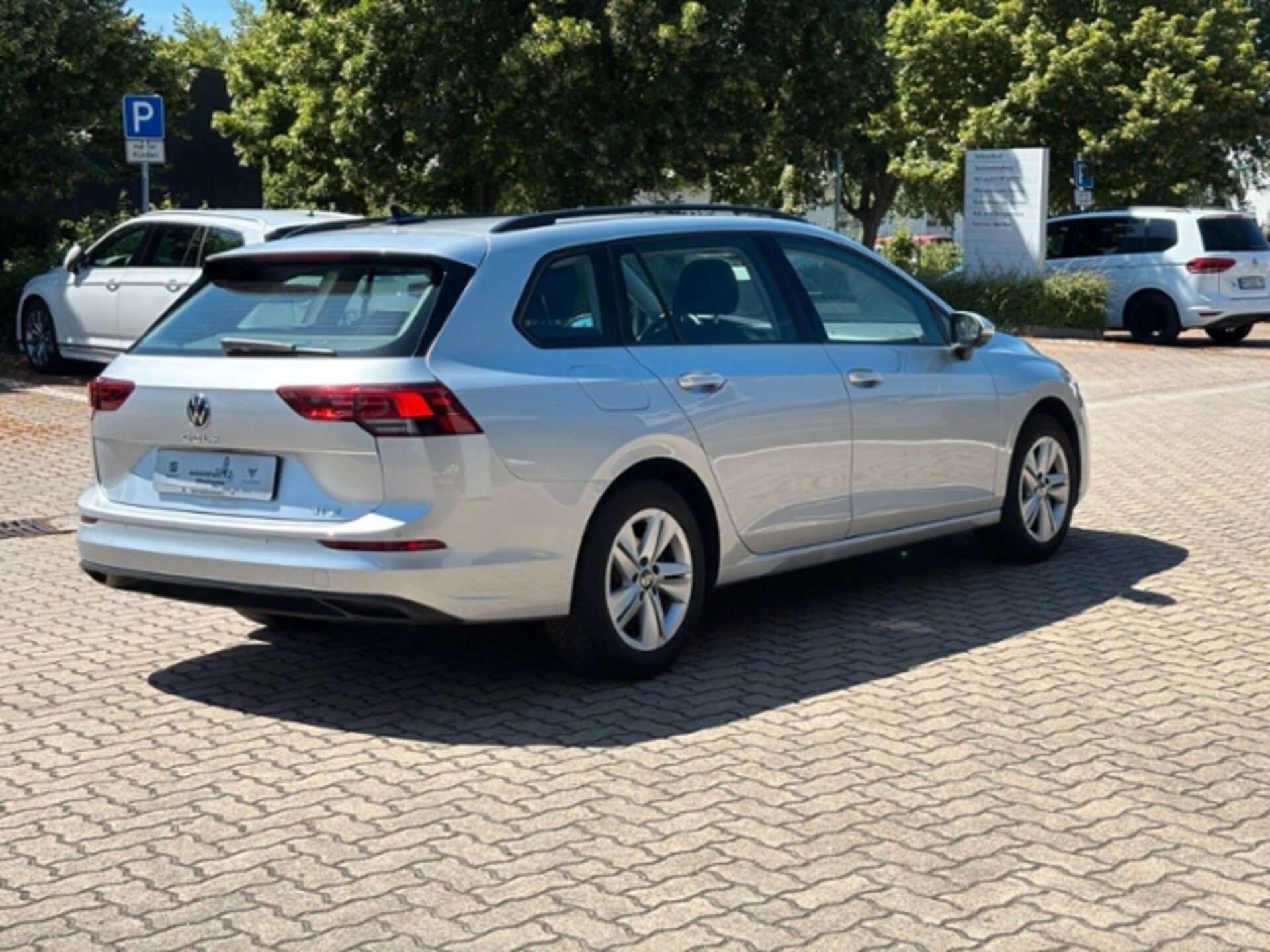 Volkswagen Golf Variant Life
