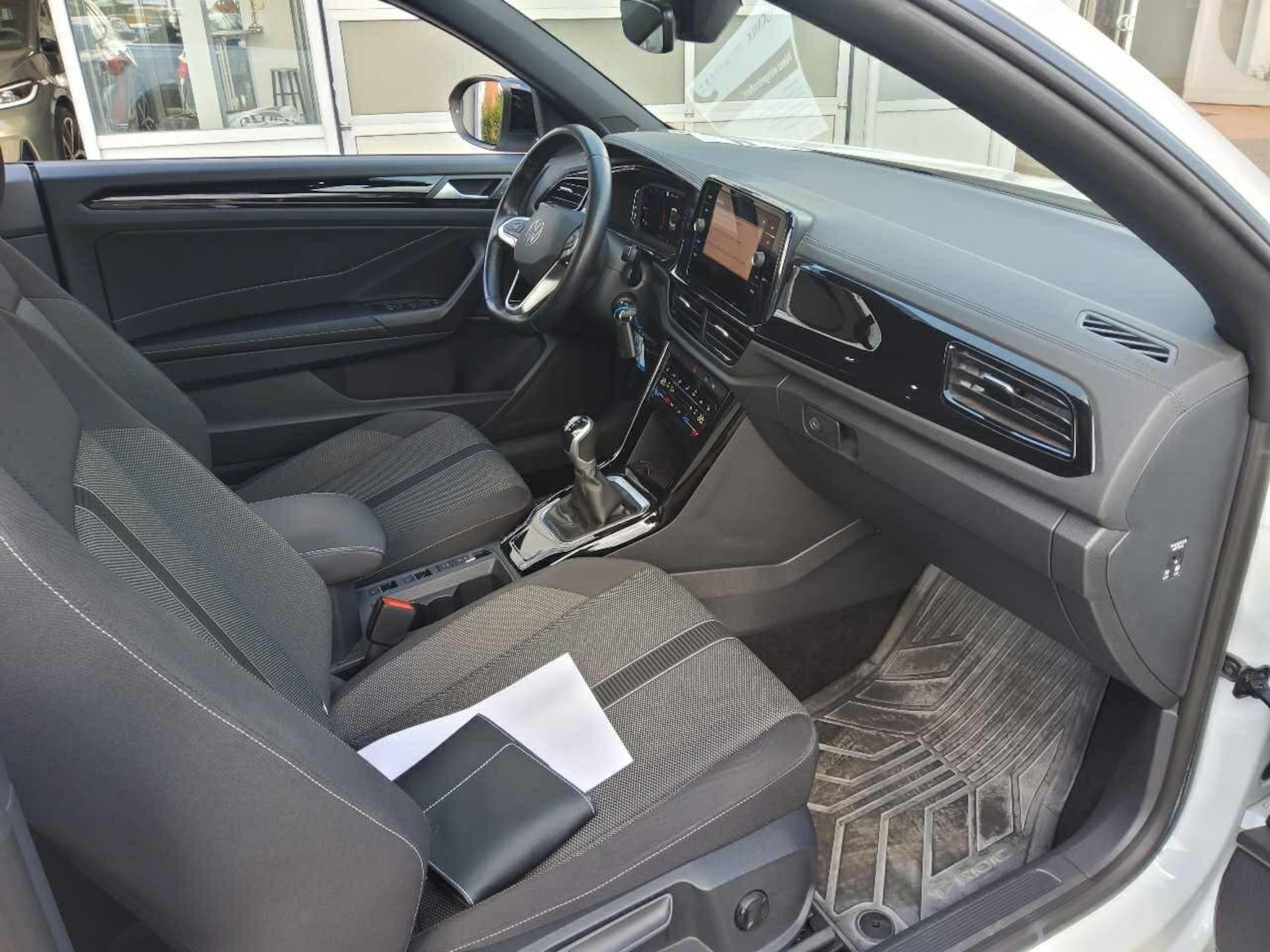 Volkswagen T-Roc Cabriolet Style