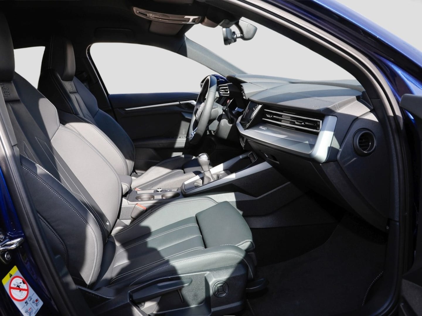 Bild über Audi A3 Limousine TFSI Schaltgetriebe - für weitere Informationen kontaktieren Sie den Audi Partner