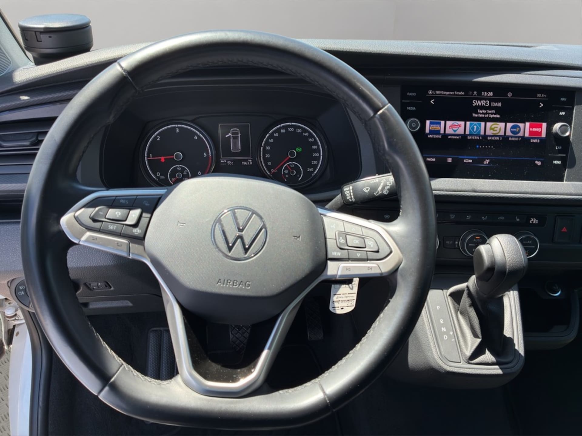 Volkswagen T6.1 California Beach