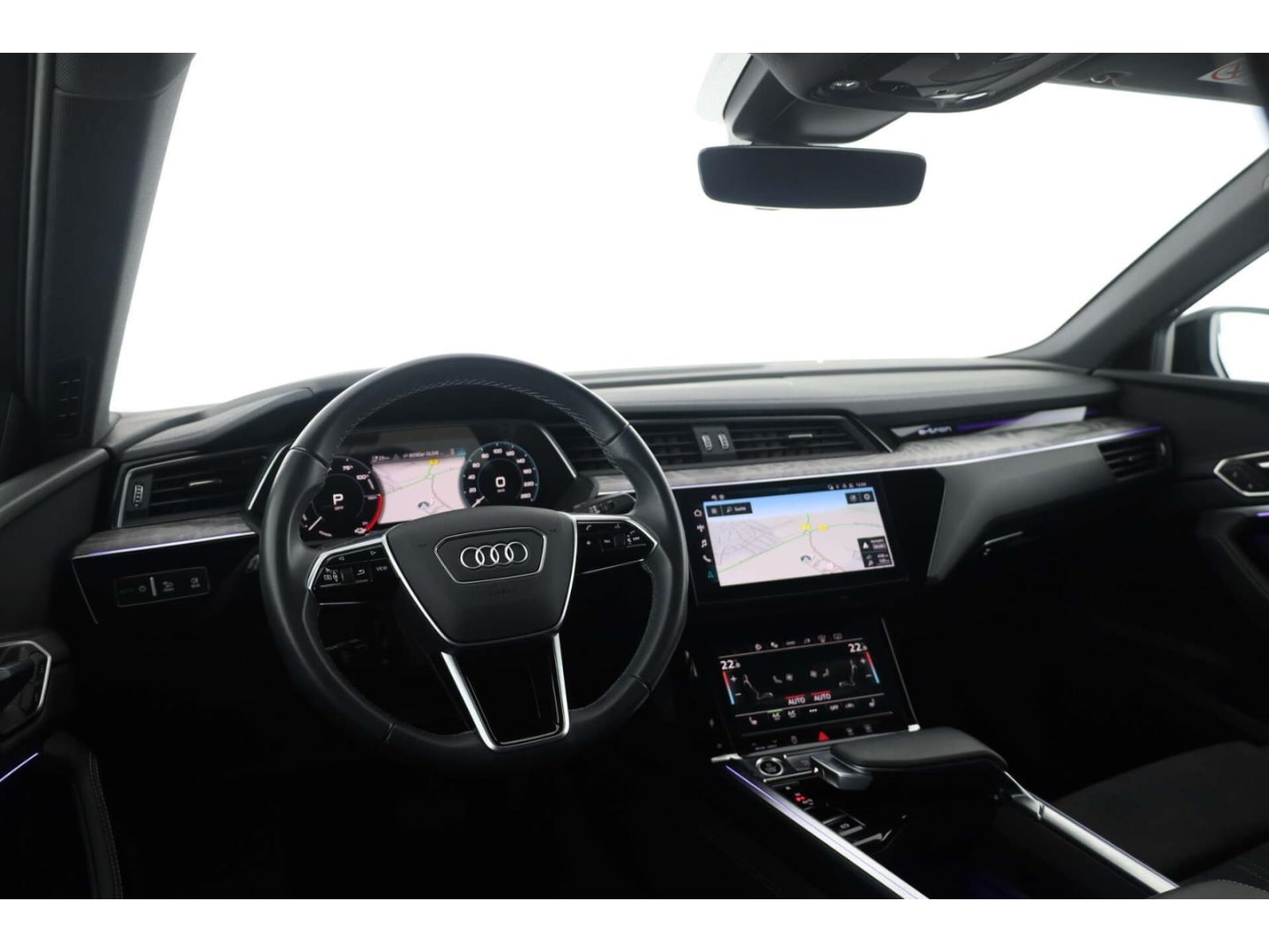 Bild über Audi Q8 Sportback e-tron S line 50 e-tron quattro - für weitere Informationen kontaktieren Sie den Audi Partner