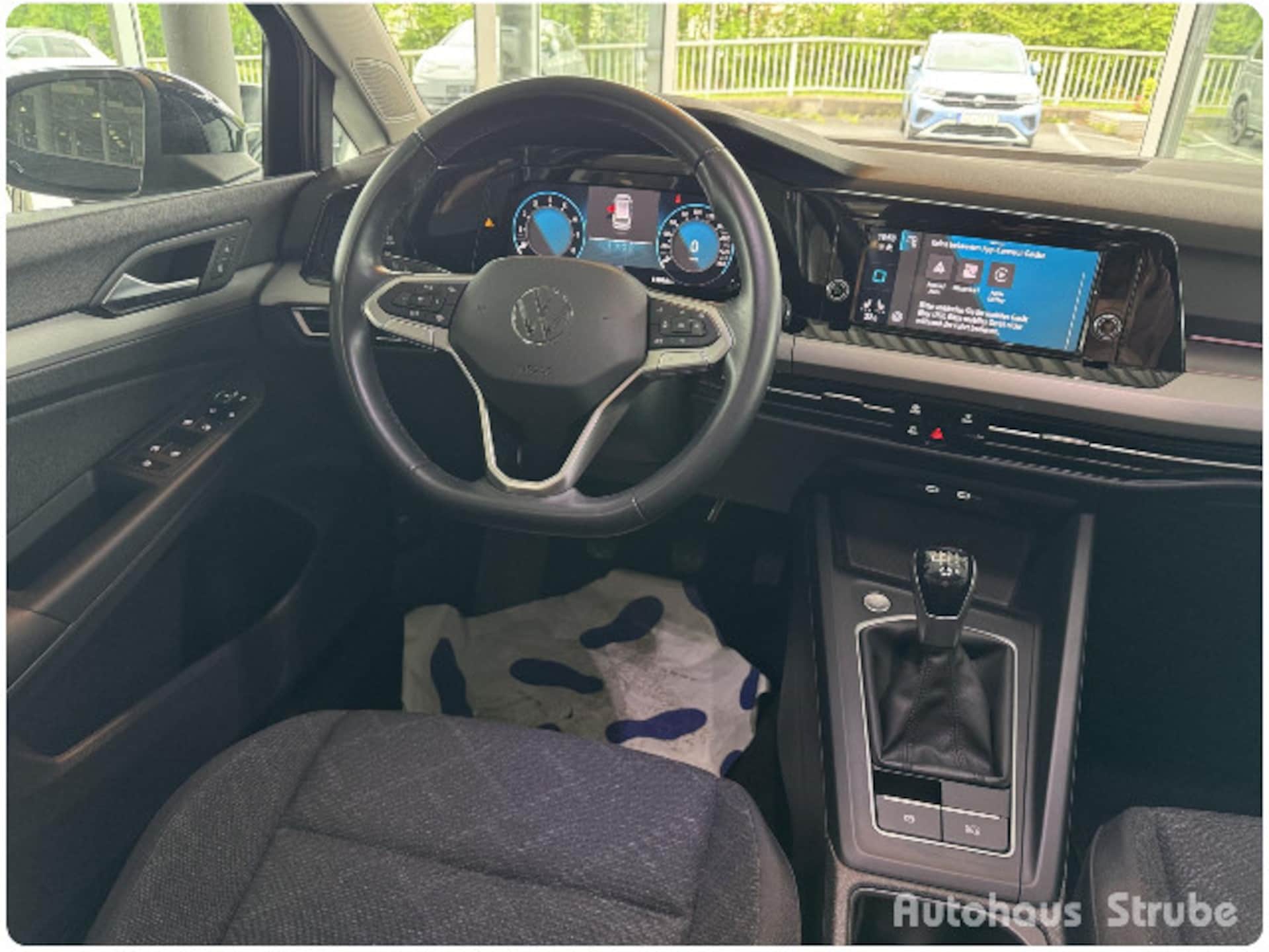 Volkswagen Golf Variant Life