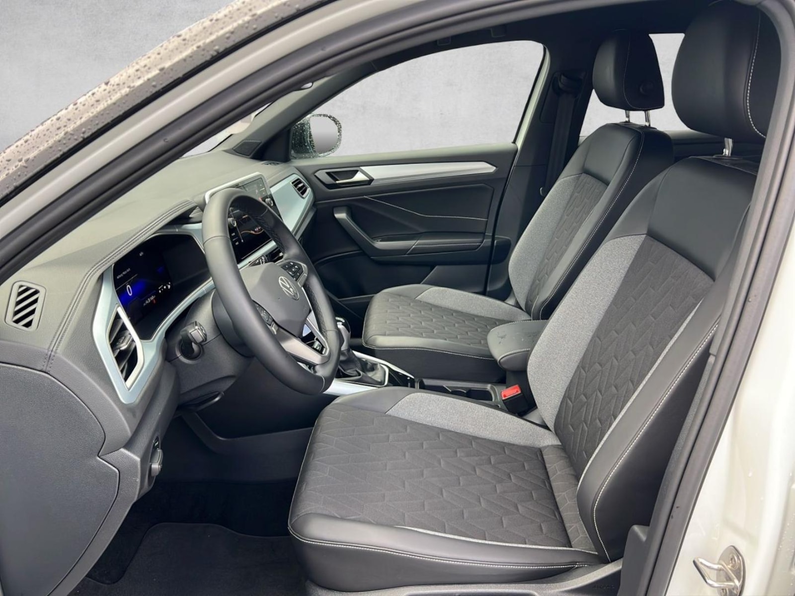 Volkswagen T-Roc – Bild 14