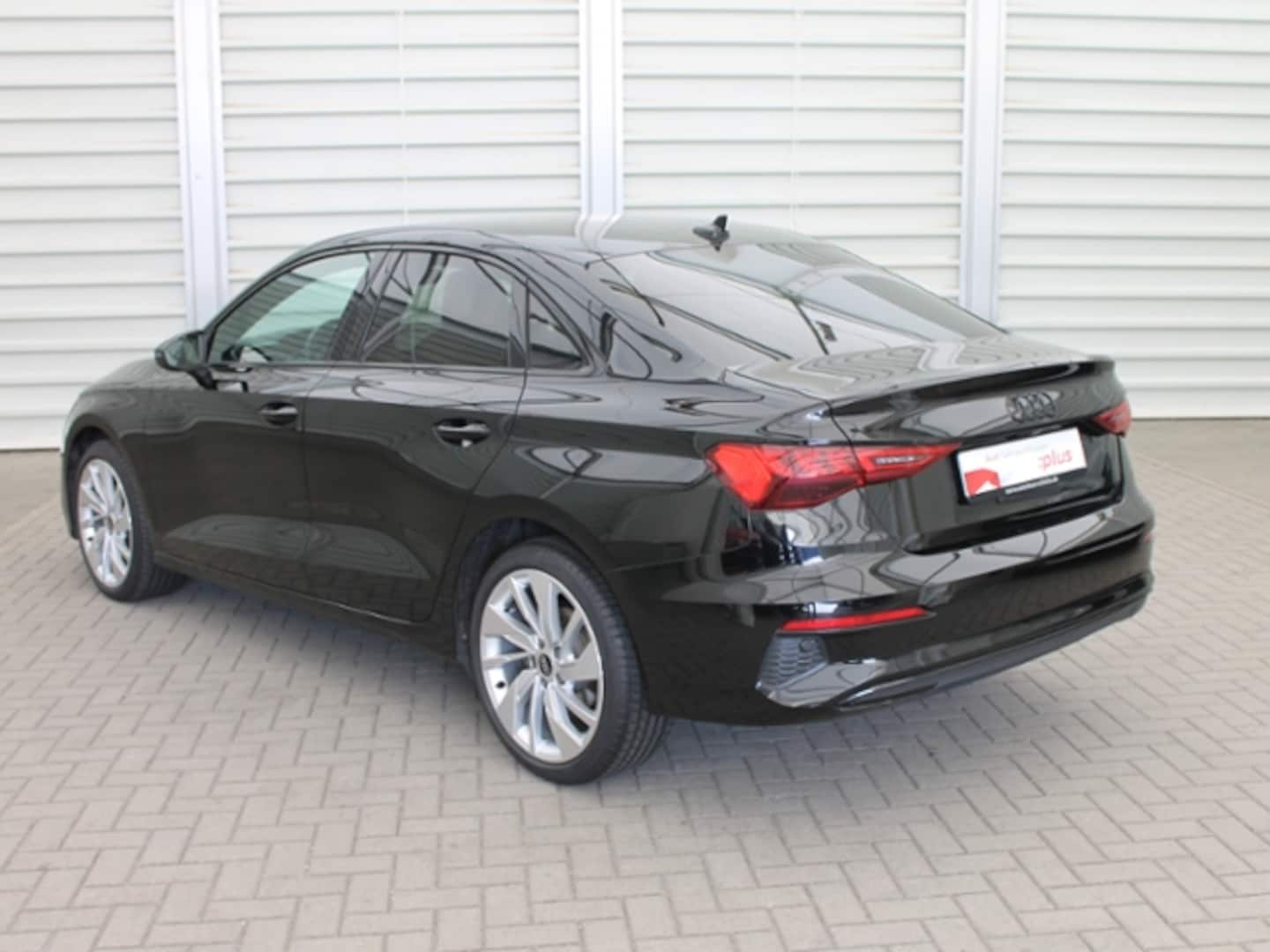Bild über Audi A3 Limousine advanced 35 TDI S tronic - für weitere Informationen kontaktieren Sie den Audi Partner