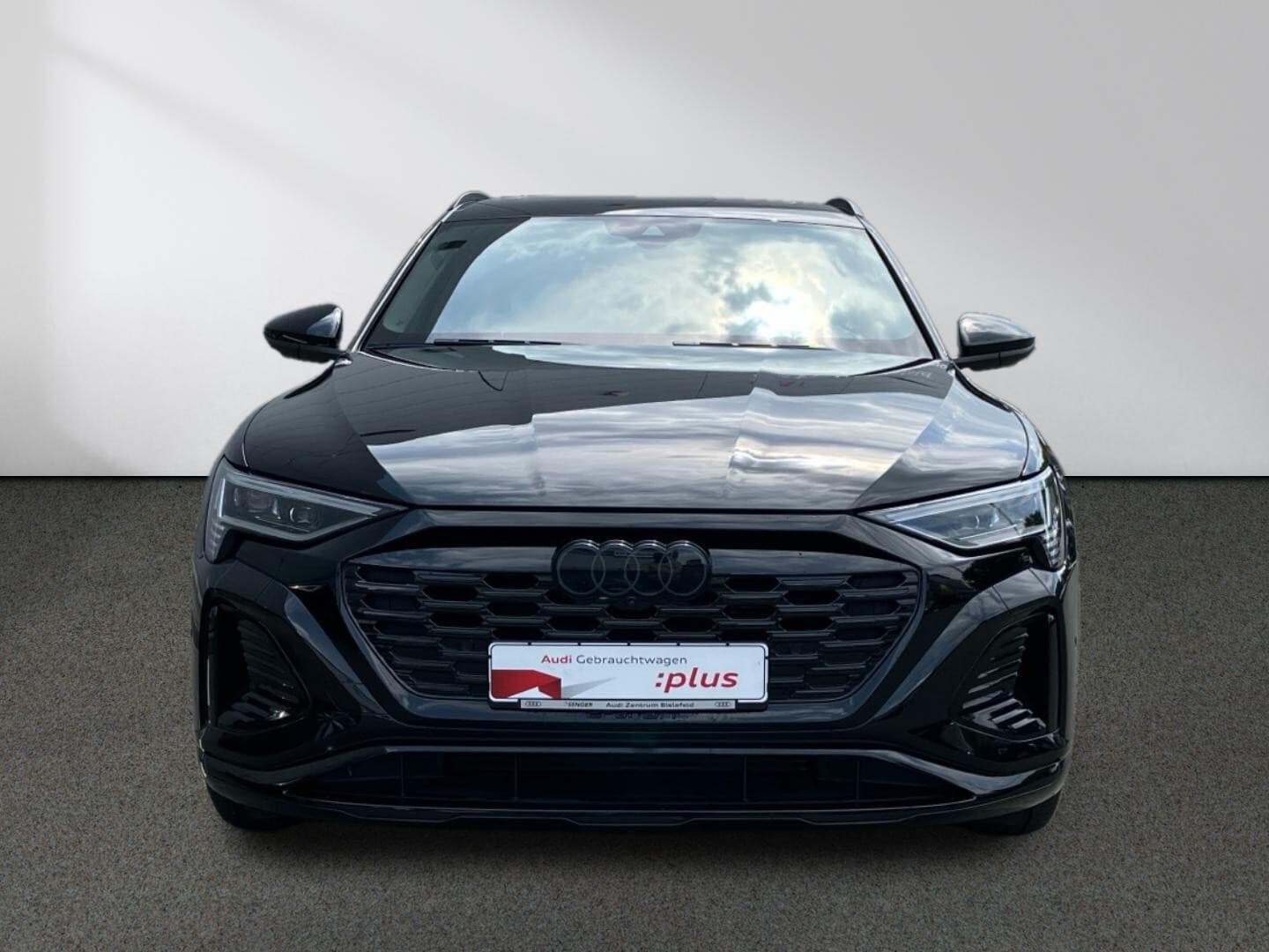 Image about Audi Q8 Sportback e-tron S line 55 e-tron quattro