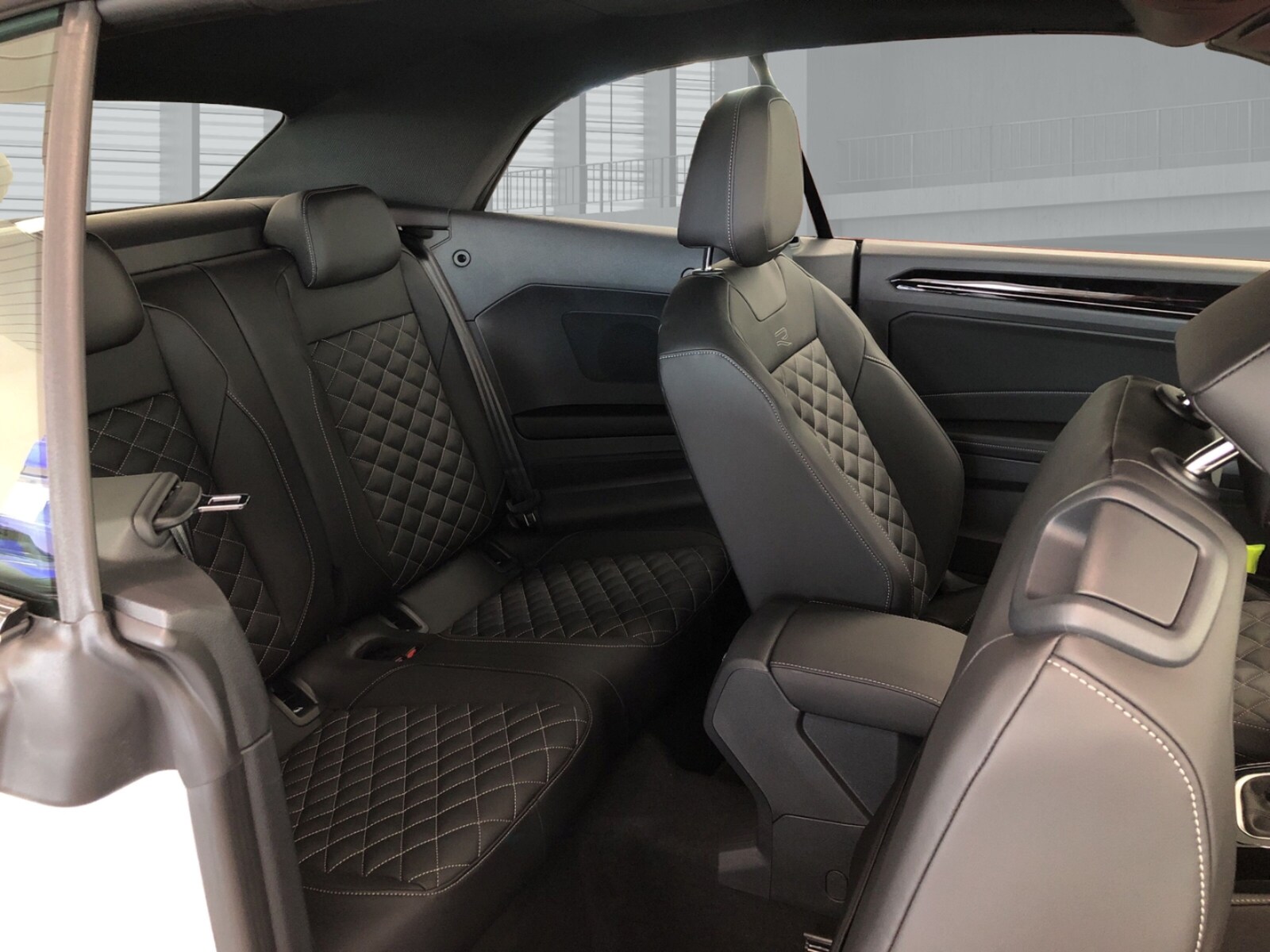 Volkswagen T-Roc Cabriolet – Bild 6