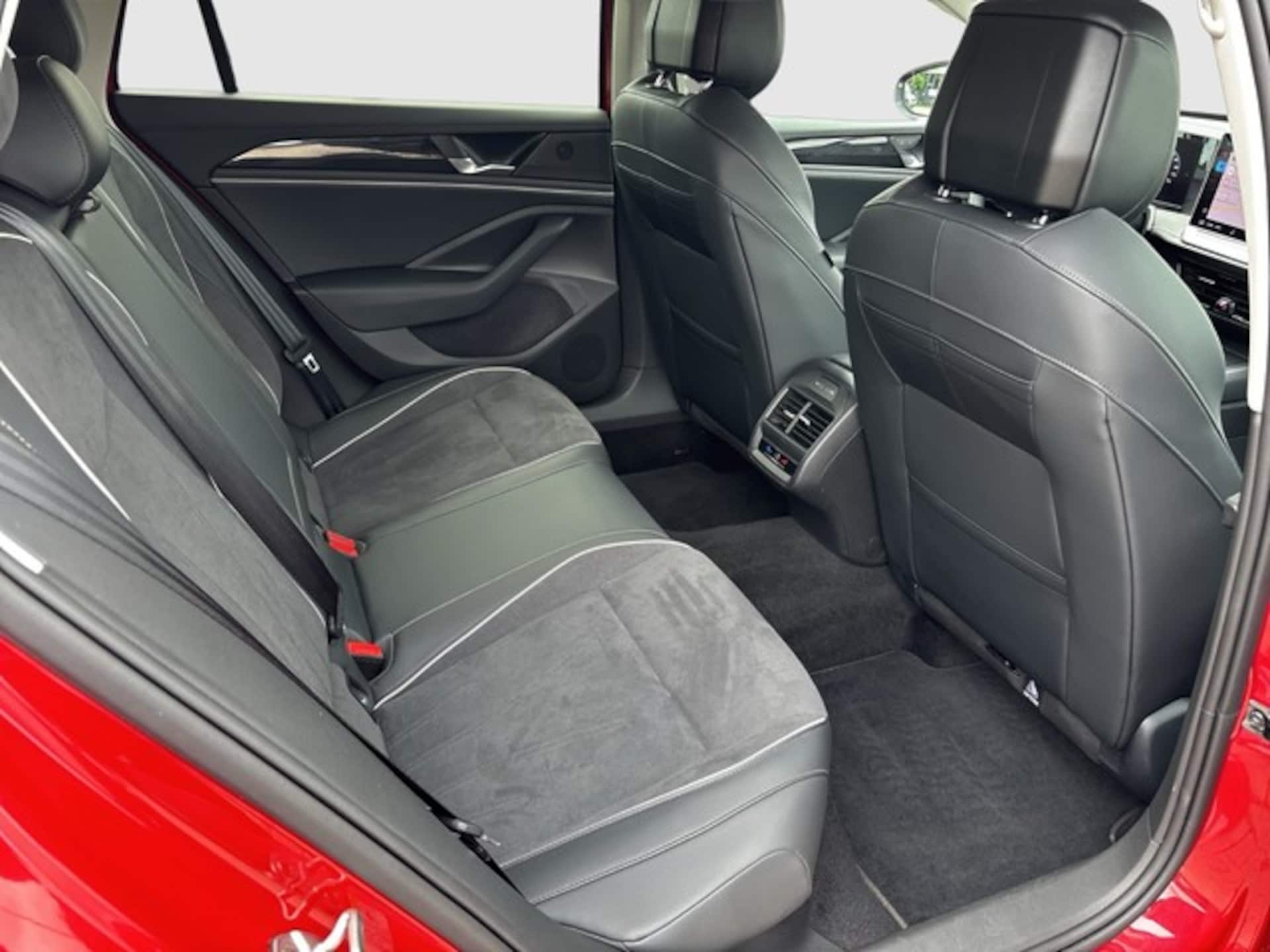 Volkswagen Passat Business