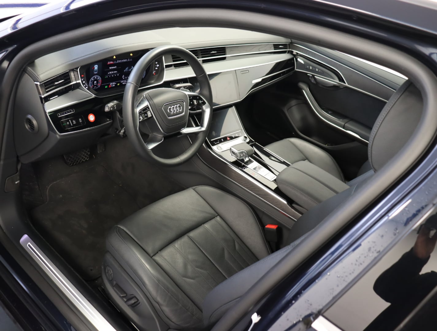 Bild über Audi A8 50 TDI quattro tiptronic - für weitere Informationen kontaktieren Sie den Audi Partner