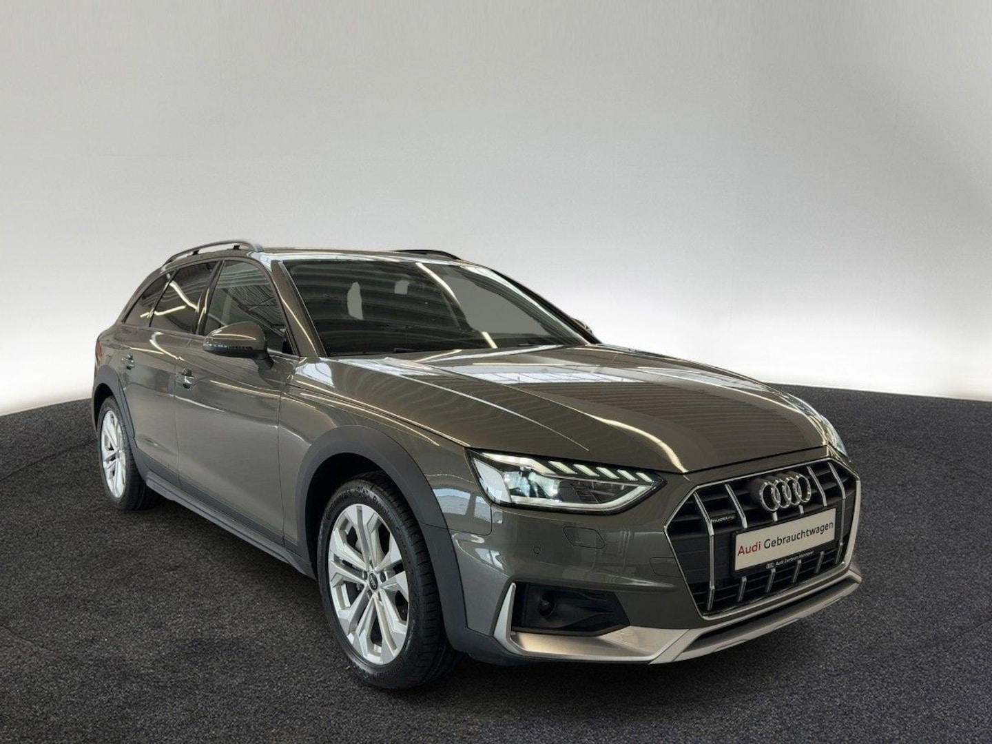 Bild über Audi A4 allroad quattro 40 TDI quattro S tronic - für weitere Informationen kontaktieren Sie den Audi Partner