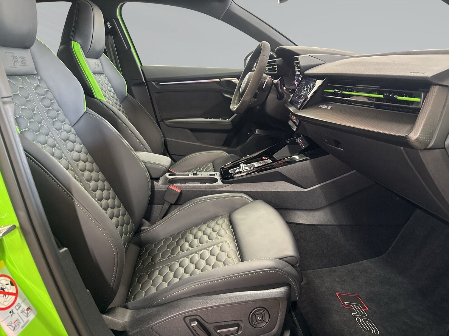 Image about Audi RS 3 Limousine TFSI quattro S tronic