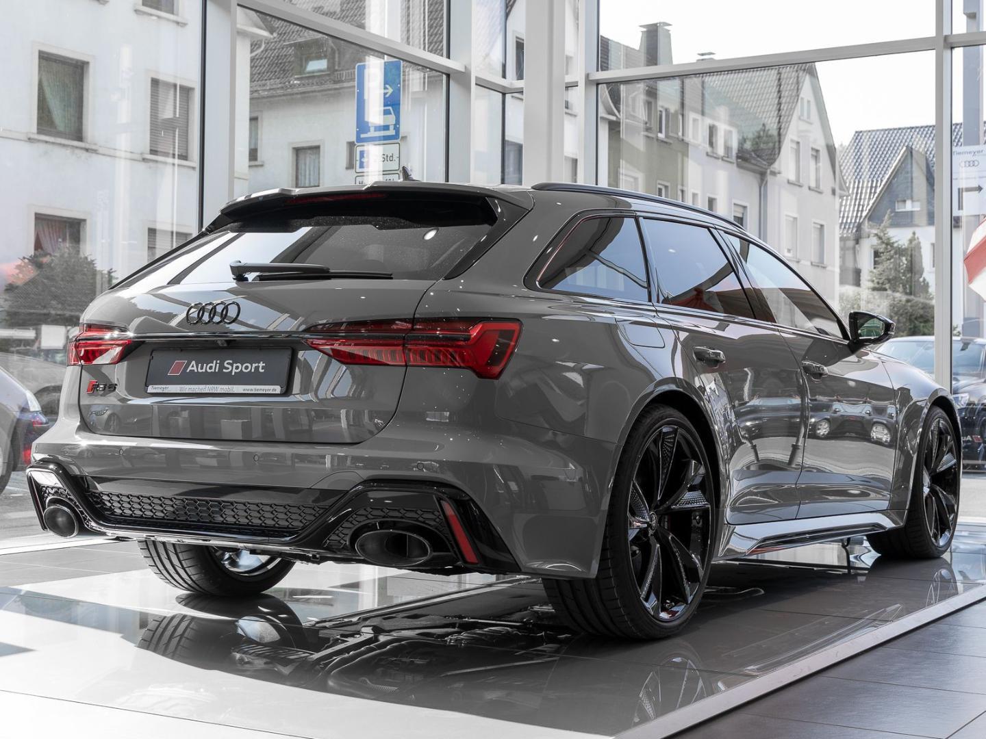 Image about Audi RS 6 Avant performance quattro tiptronic
