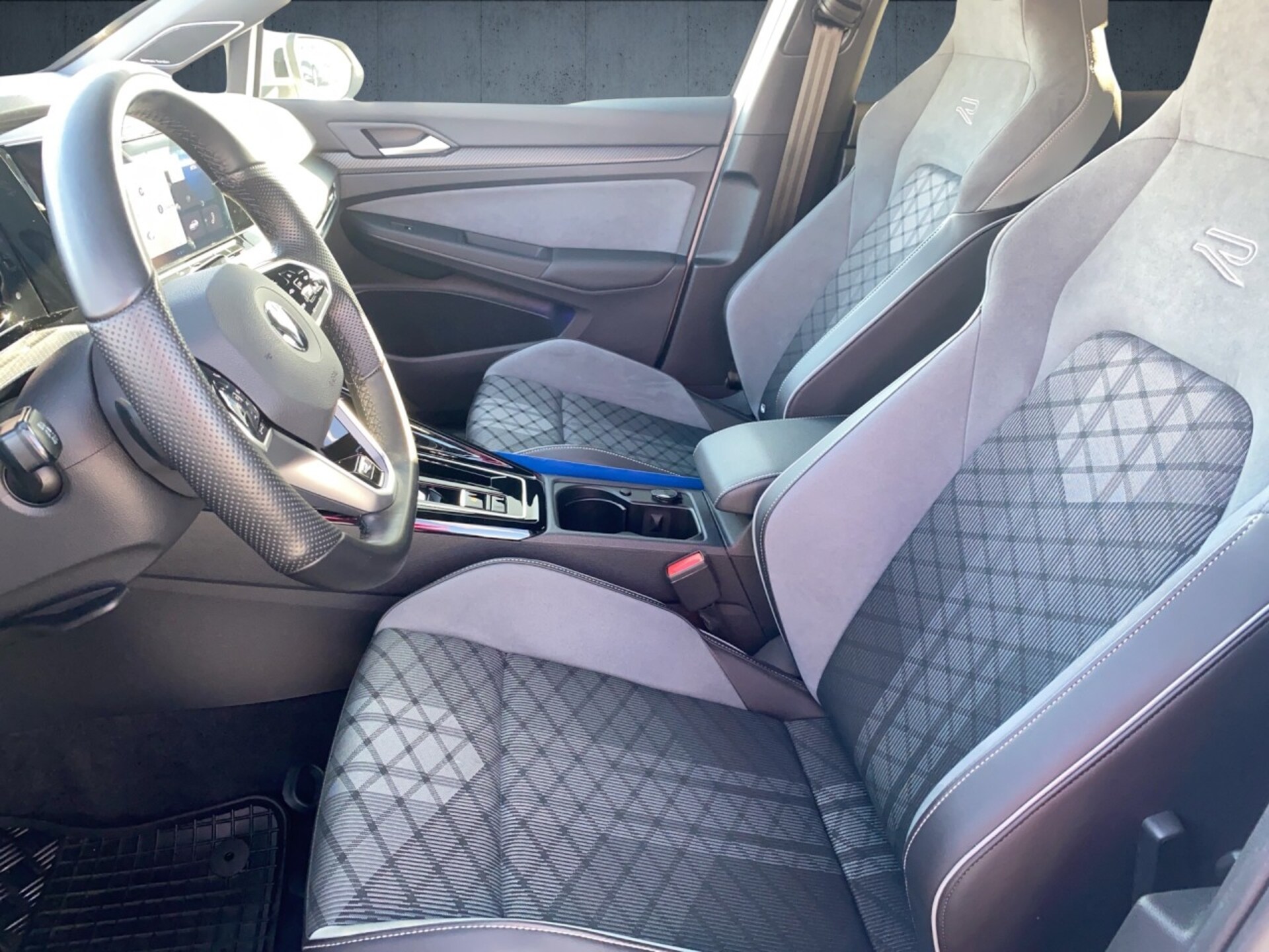 Volkswagen Golf Variant R-Line