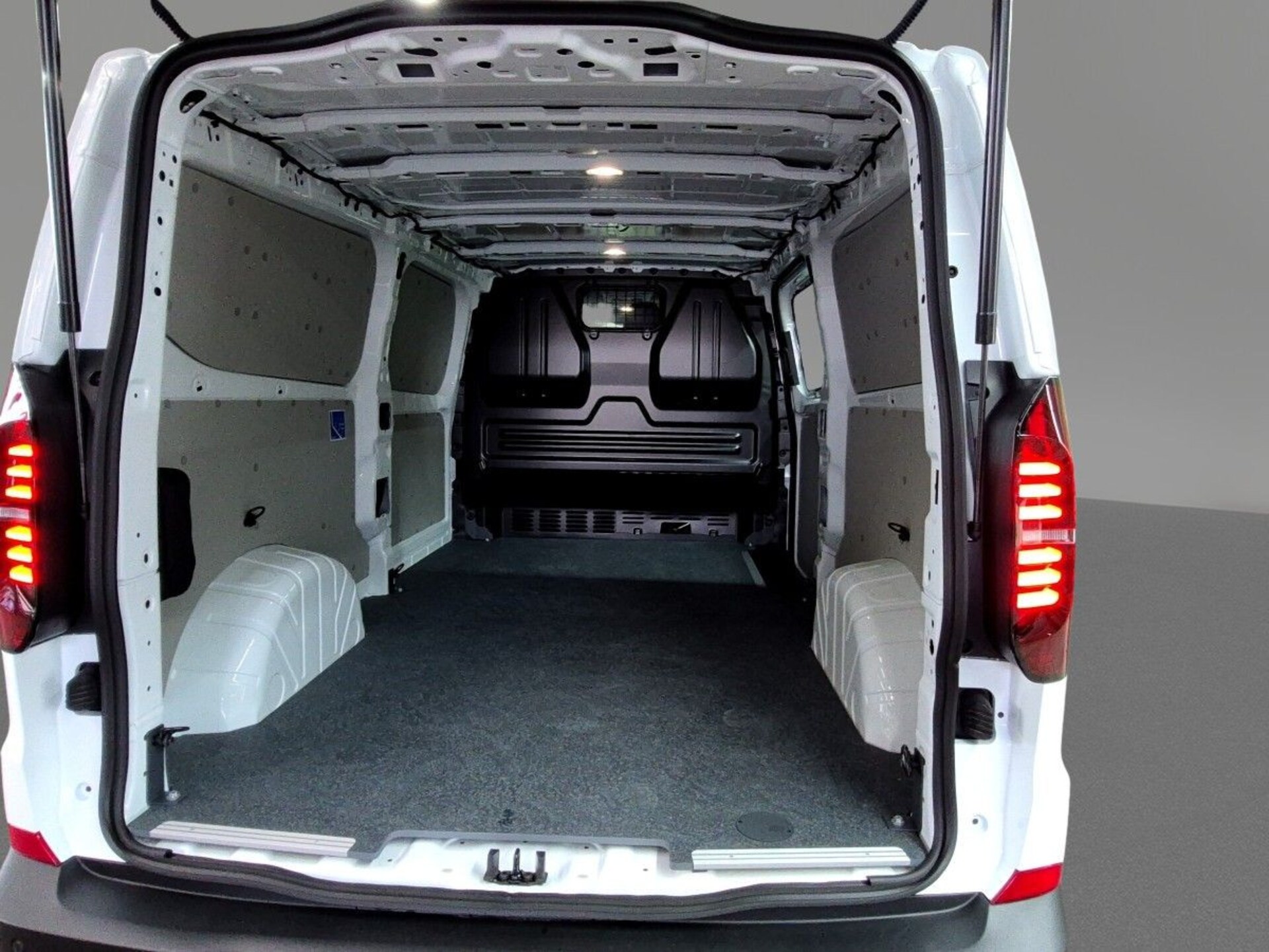 Volkswagen Transporter Kasten langer Radstand