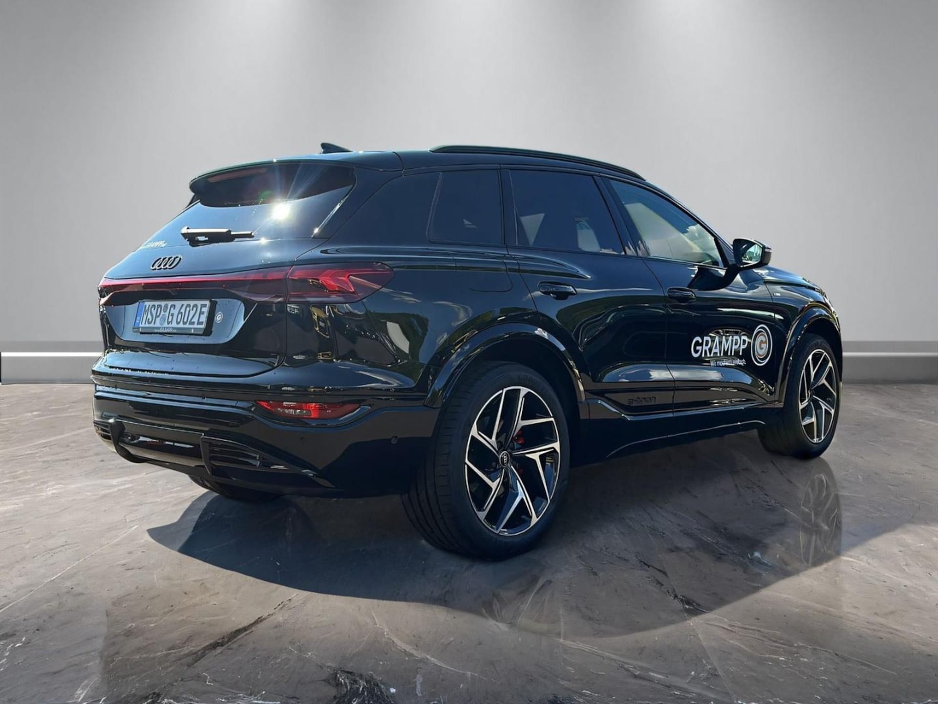 Audi Q6 SUV e-tron