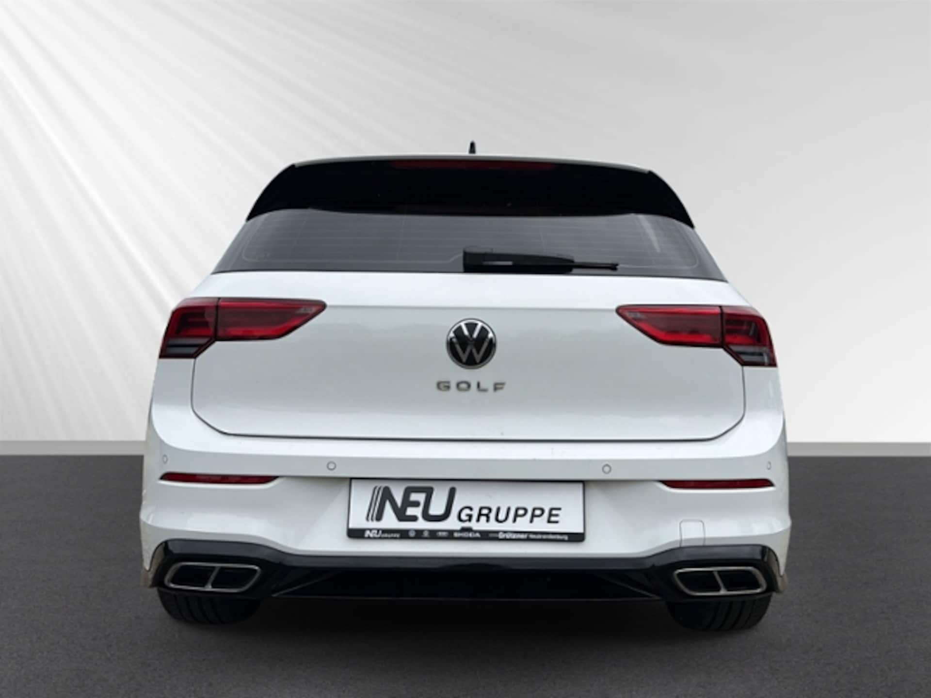 Volkswagen Golf R-Line