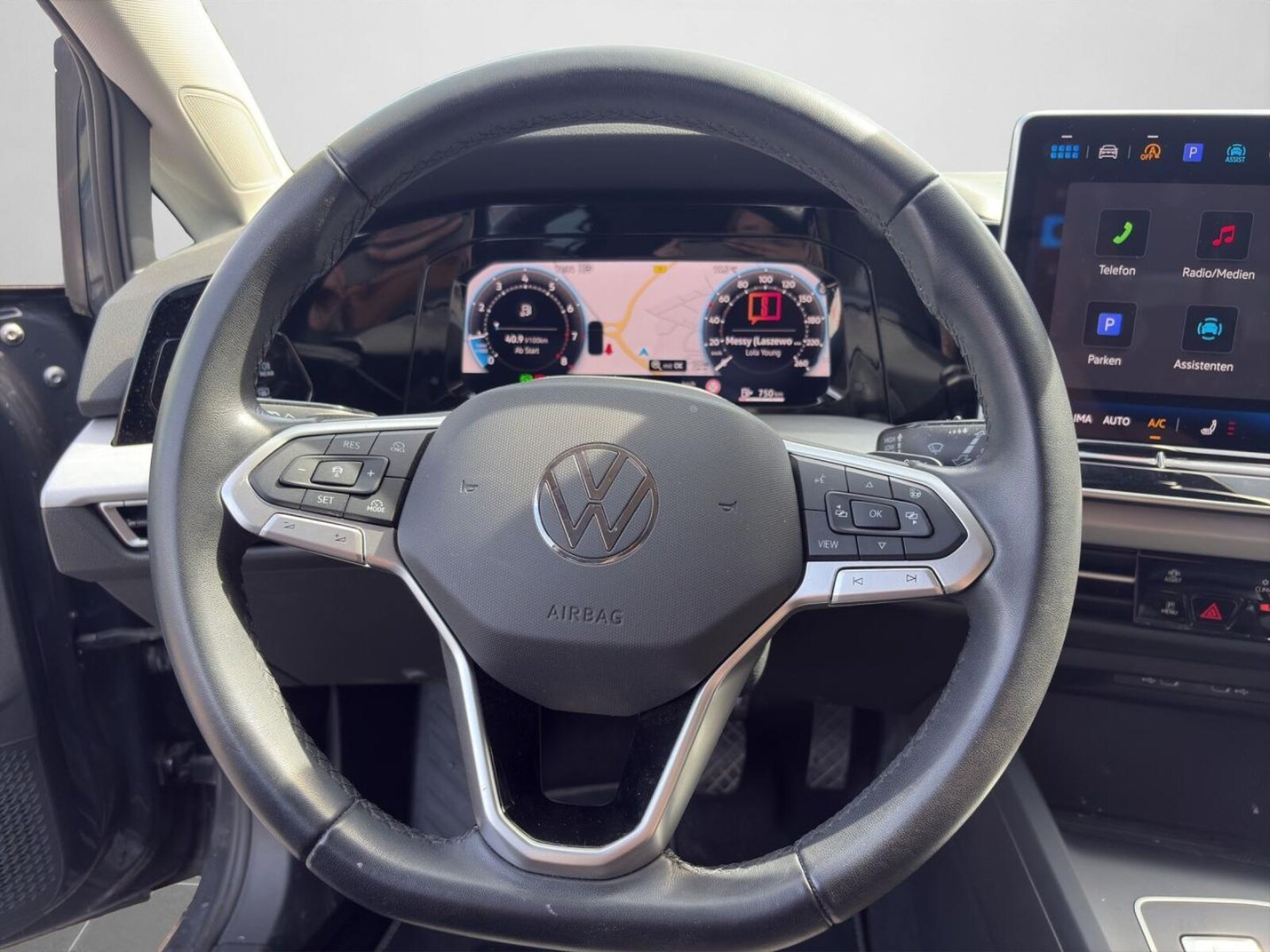 Volkswagen Golf Variant – Bild 9