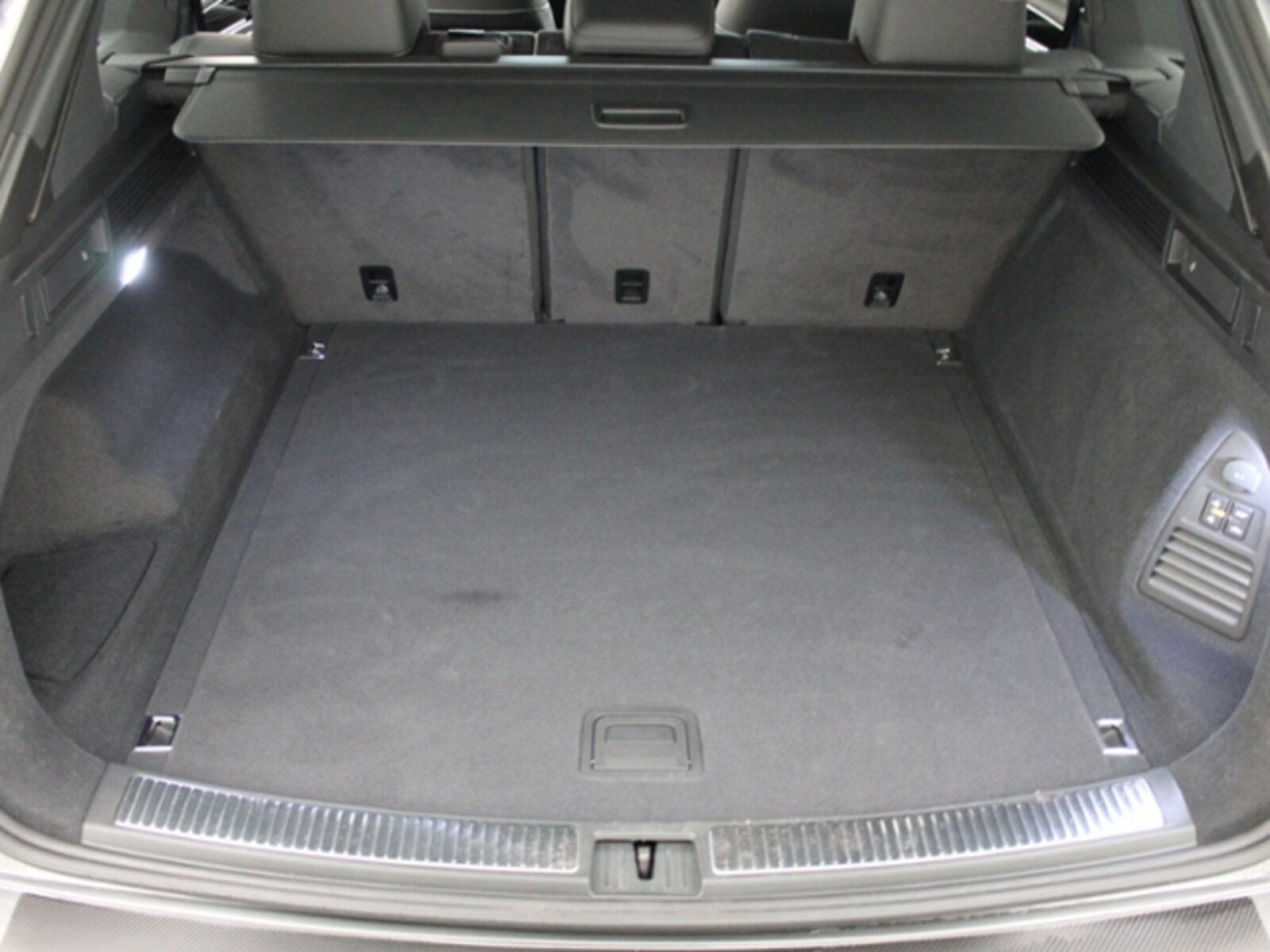 Volkswagen Touareg – Bild 7