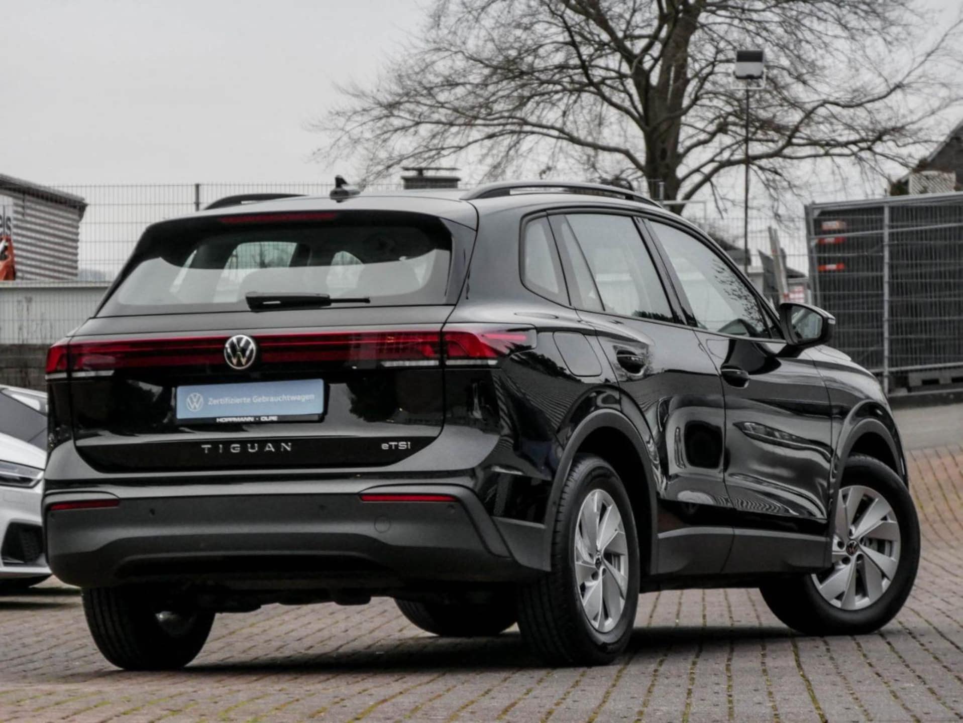 Volkswagen Tiguan Basis-Modell