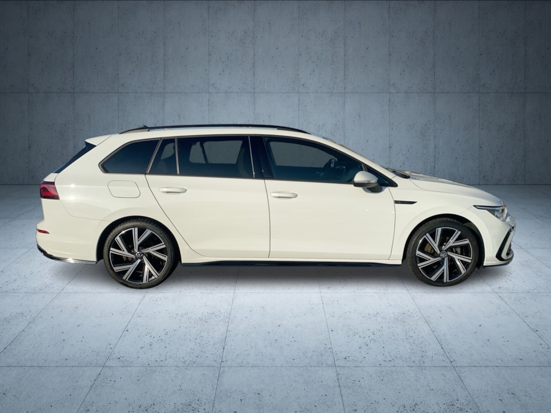 Volkswagen Golf Variant R-Line