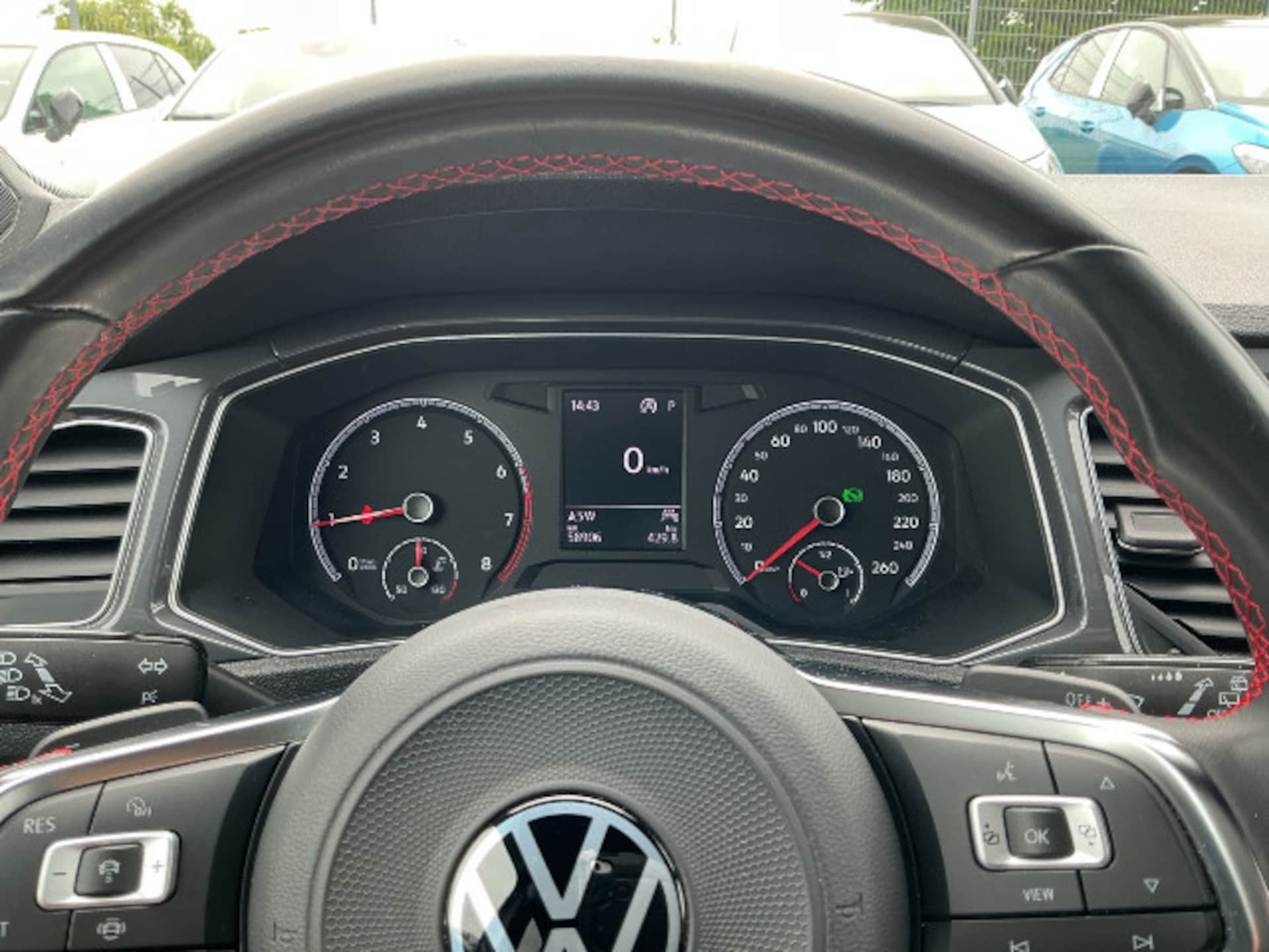 Volkswagen T-Roc Sport