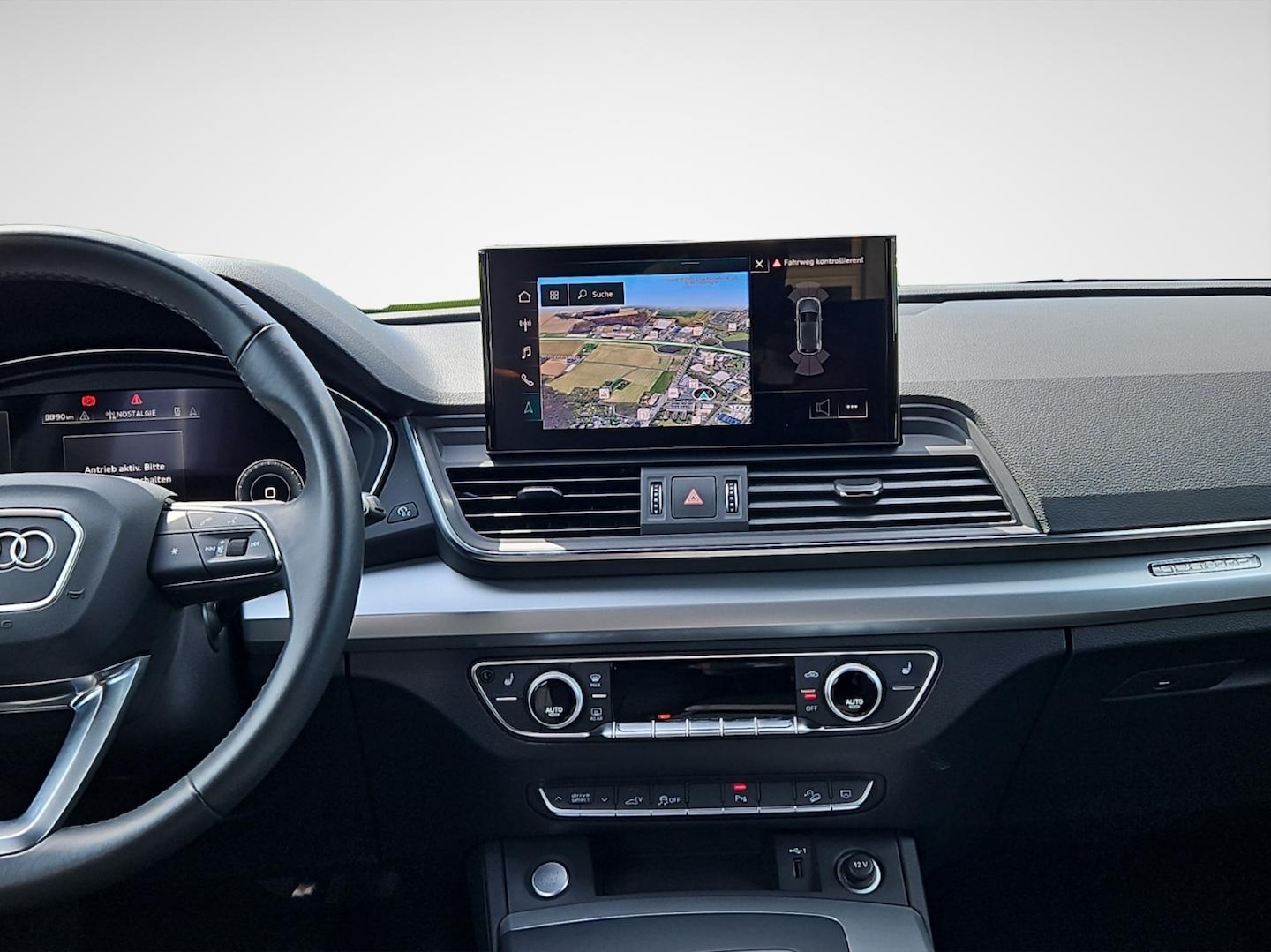Bild über Audi Q5 TFSI e advanced 50 TFSI e quattro S tronic - für weitere Informationen kontaktieren Sie den Audi Partner