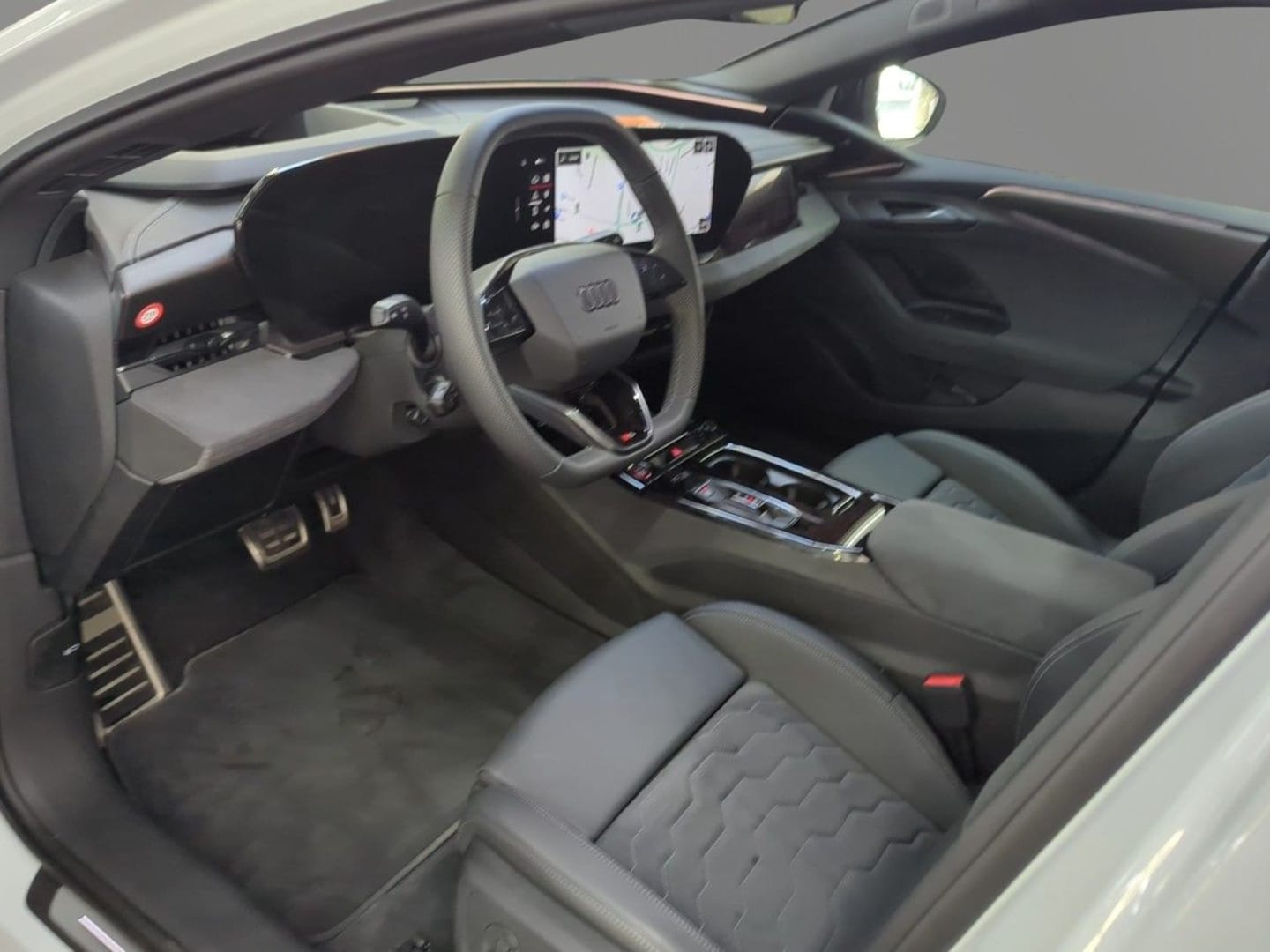 Bild über Audi A6 Avant e-tron e-tron quattro - für weitere Informationen kontaktieren Sie den Audi Partner