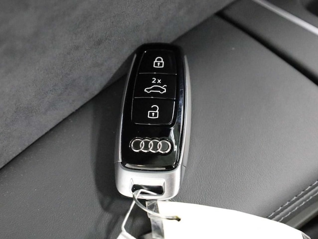 2026 Audi A8 Base - Photo 41