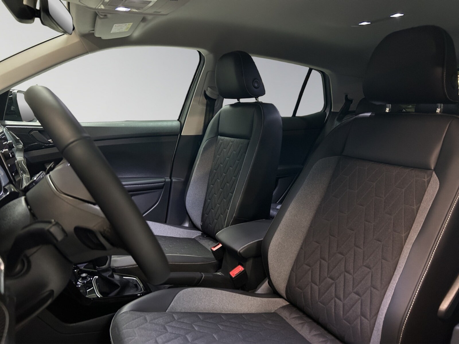 Volkswagen T-Cross – Bild 10
