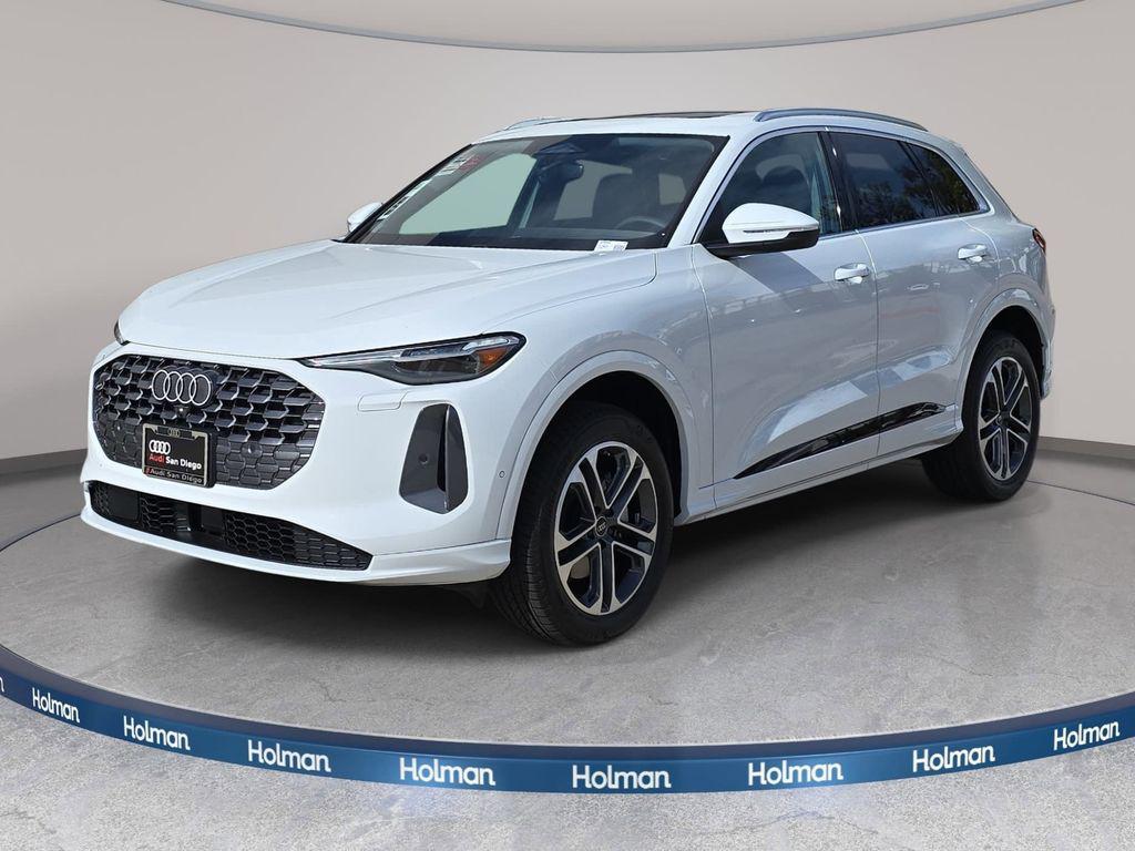 2026 Audi Q5 Premium Plus quattro's photo