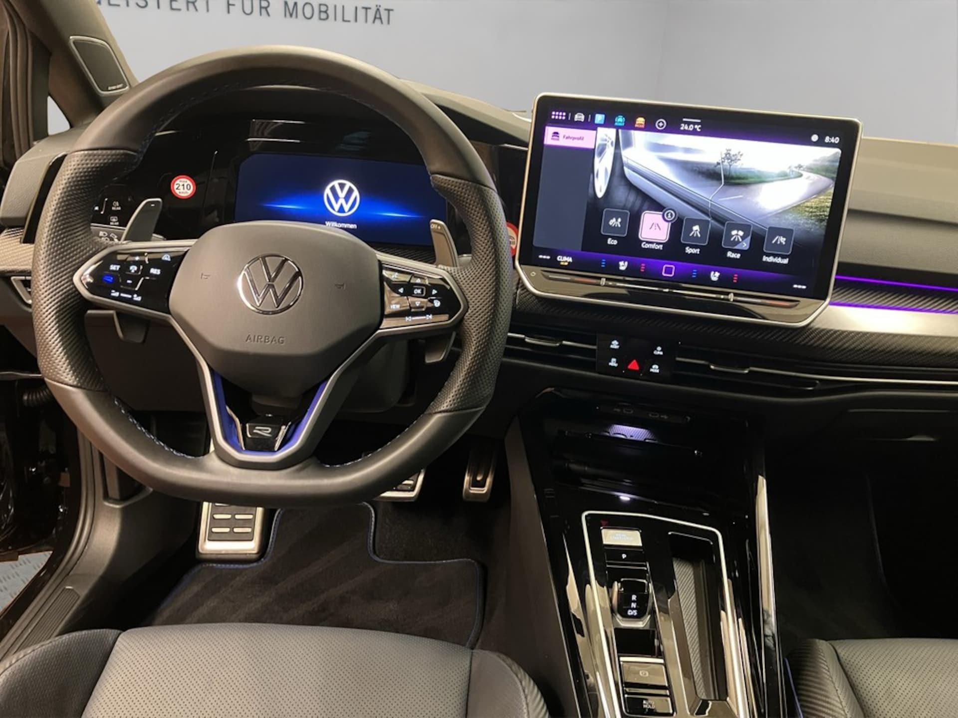 Volkswagen Golf R Black Edition
