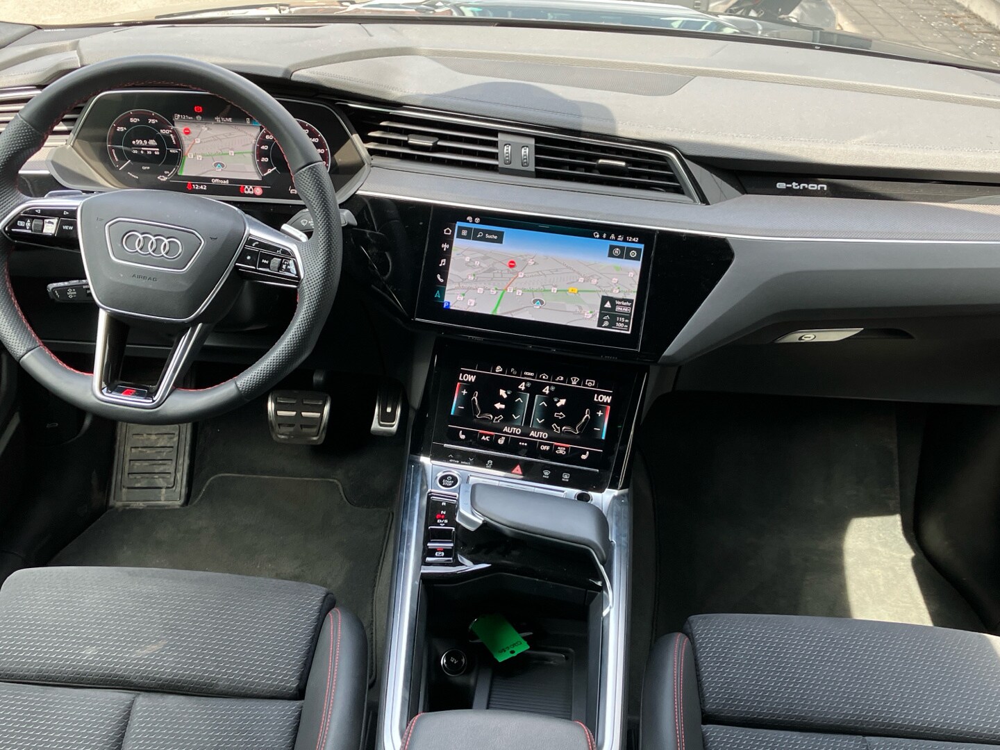Image about Audi Q8 Sportback e-tron S line 55 e-tron quattro