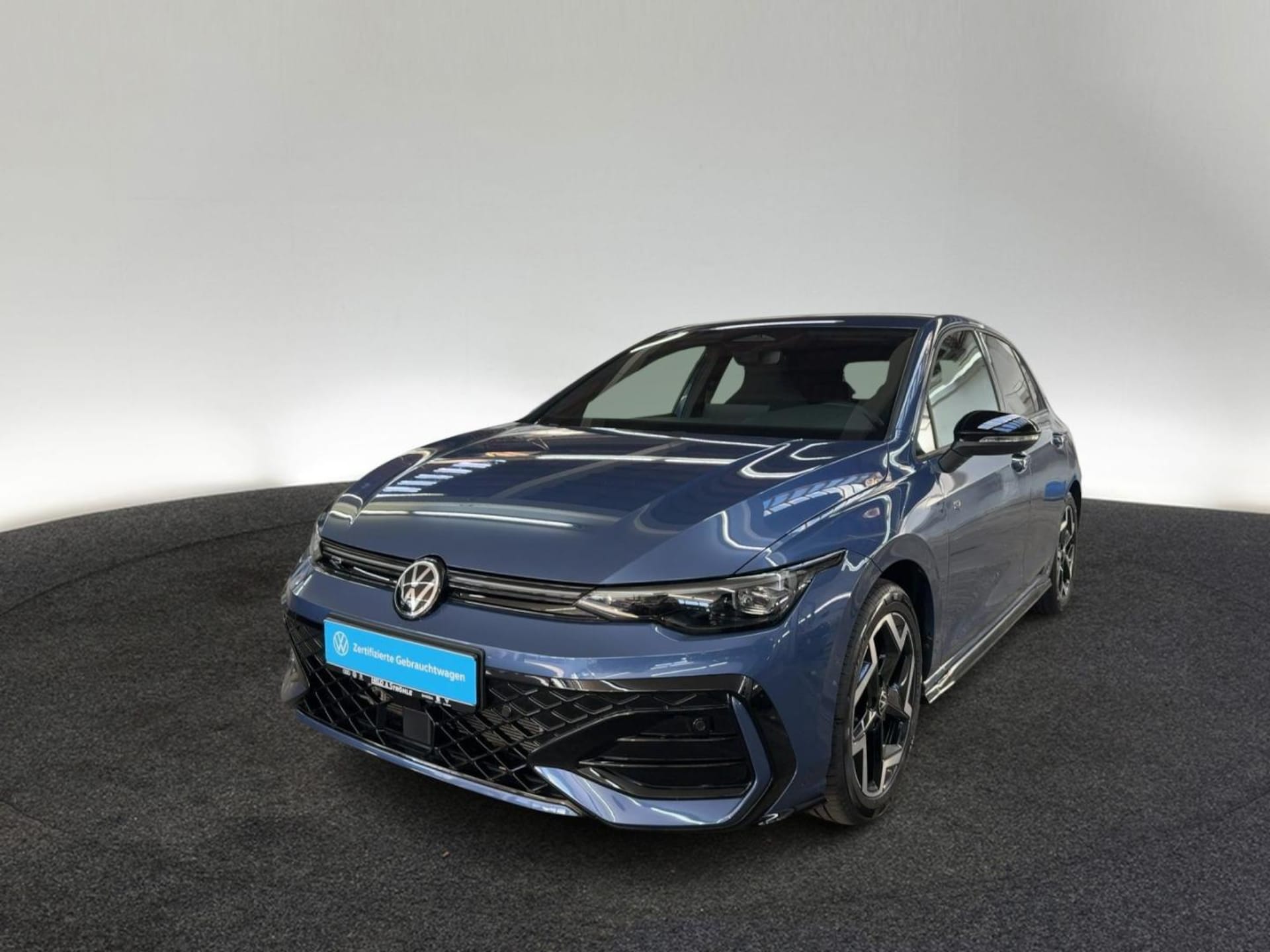 Volkswagen Golf R-Line