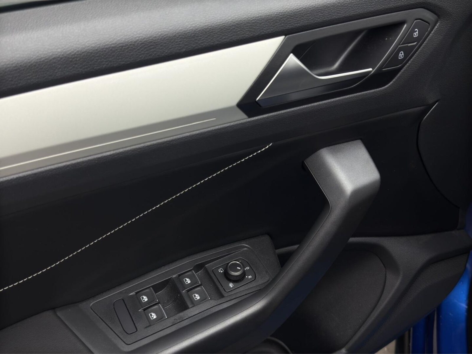 Volkswagen T-Roc Cabriolet – Bild 15