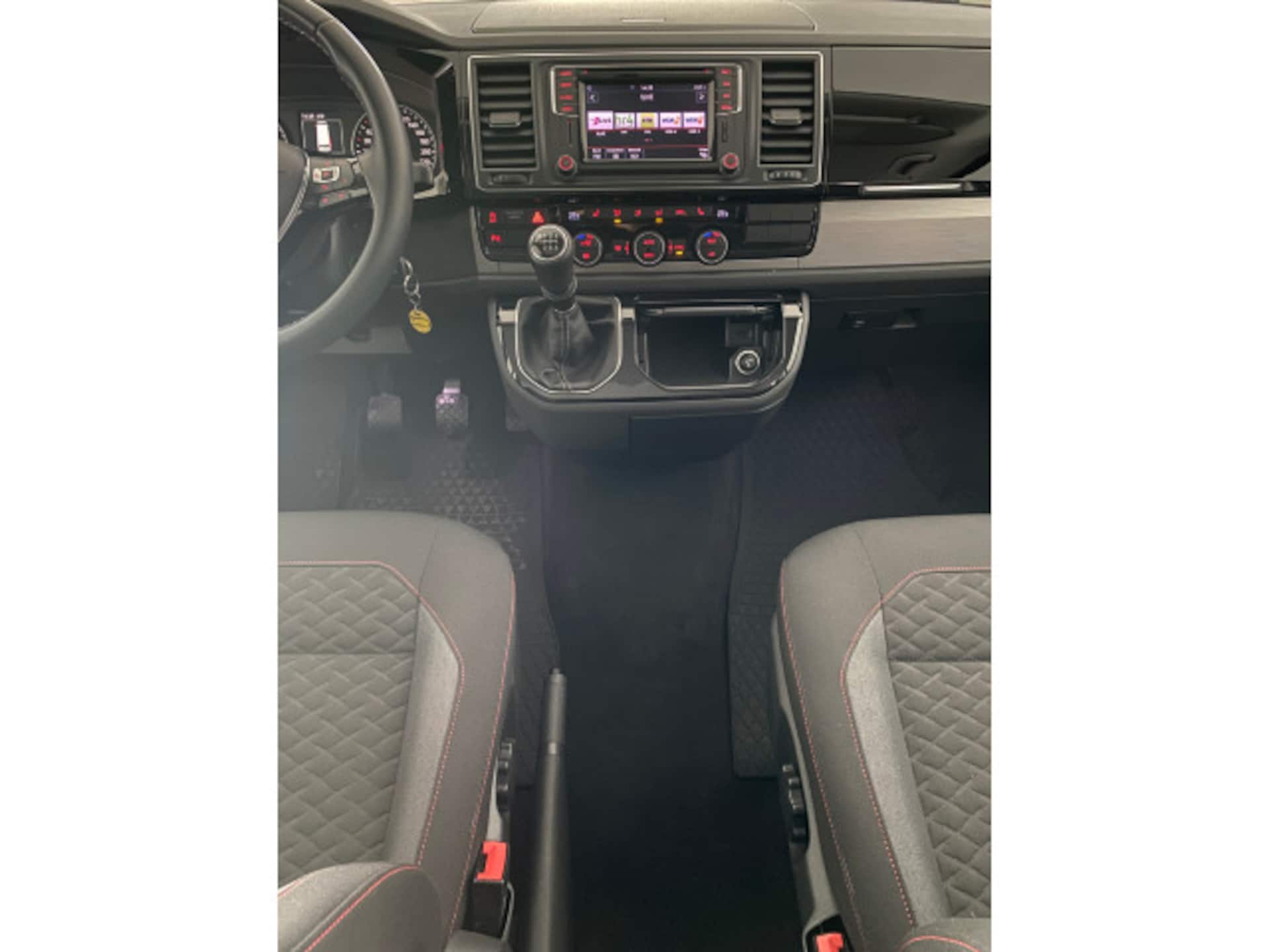 Volkswagen T6 Multivan Comfortline