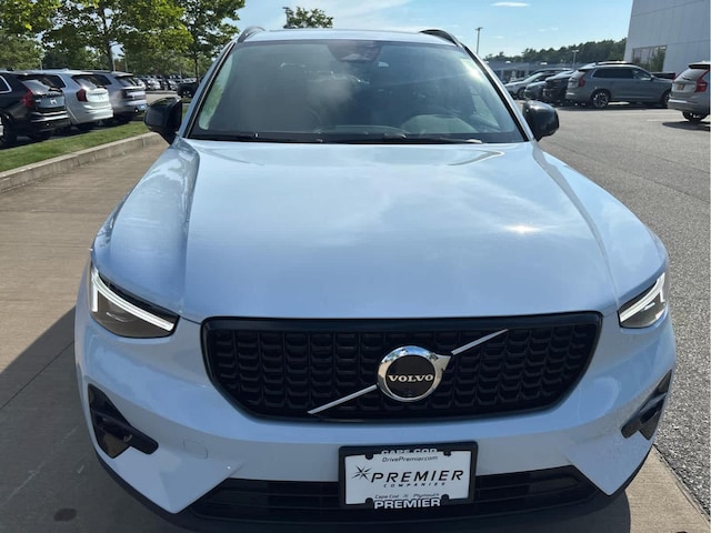 2026 Volvo XC40