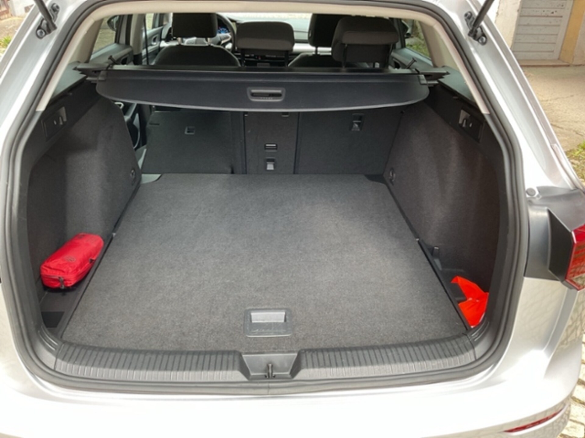 Volkswagen Golf Variant Life