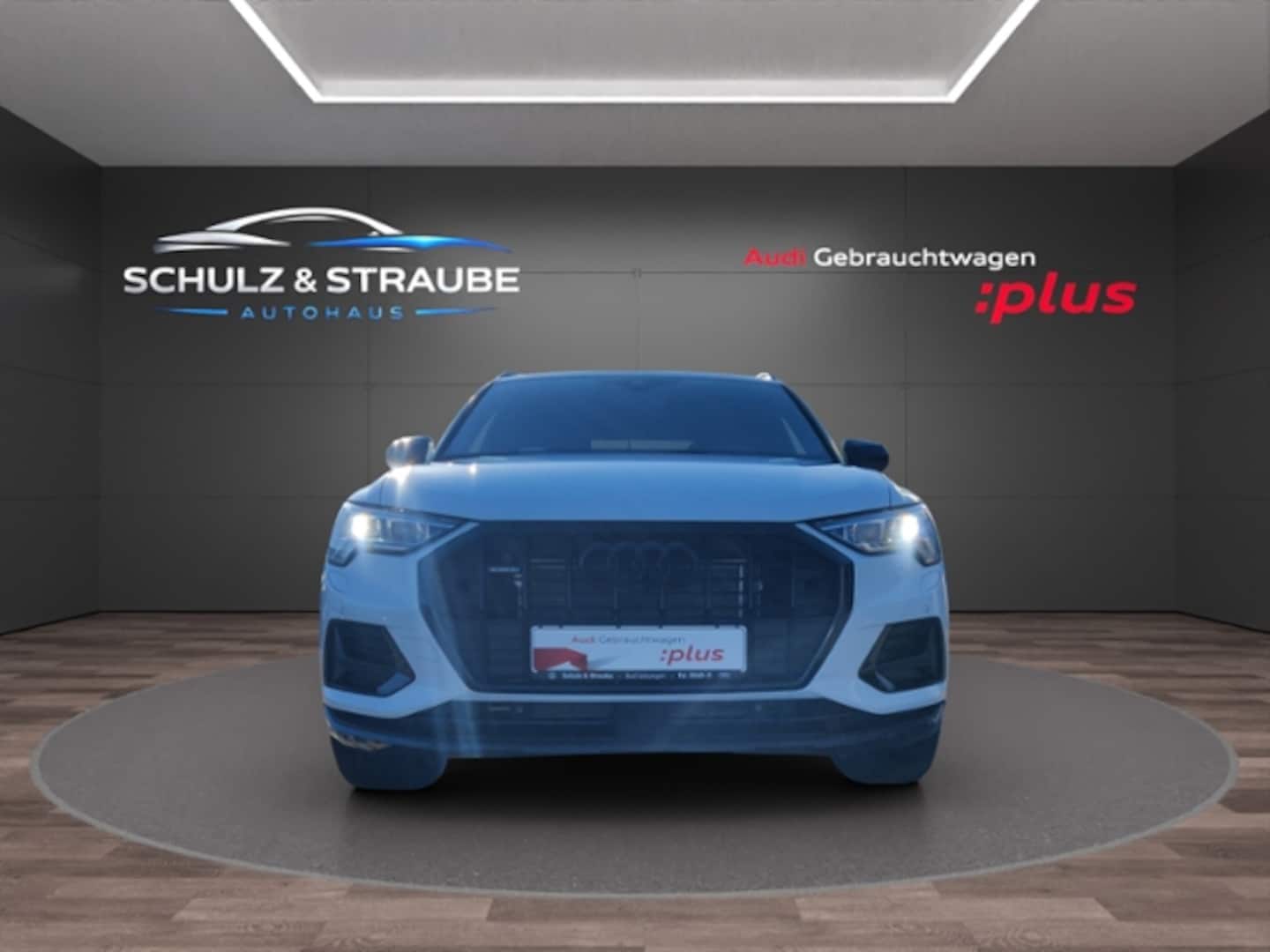 Bild über Audi Q3 TFSI quattro 140 kW S tronic - für weitere Informationen kontaktieren Sie den Audi Partner