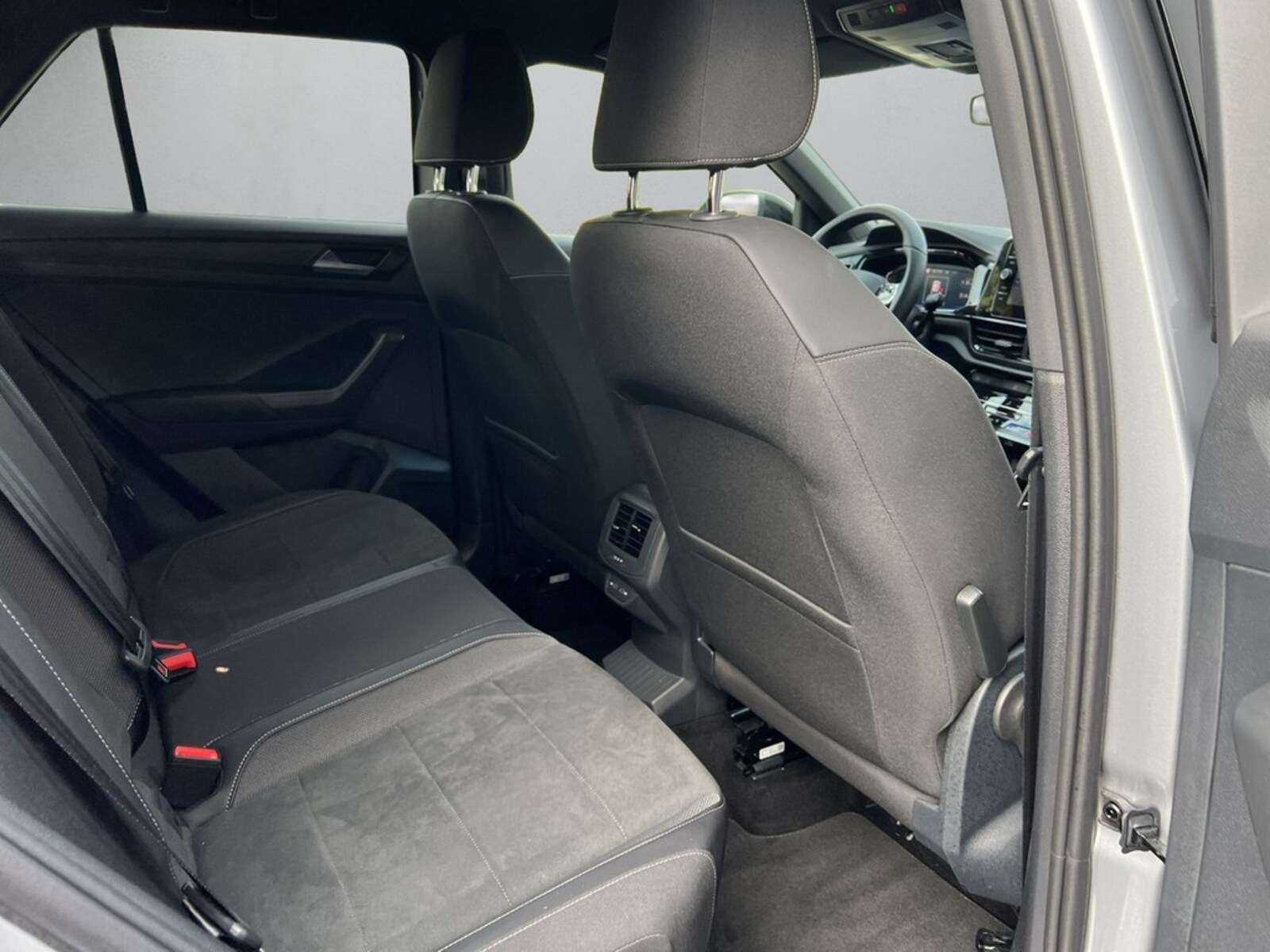 Volkswagen T-Roc – Bild 13