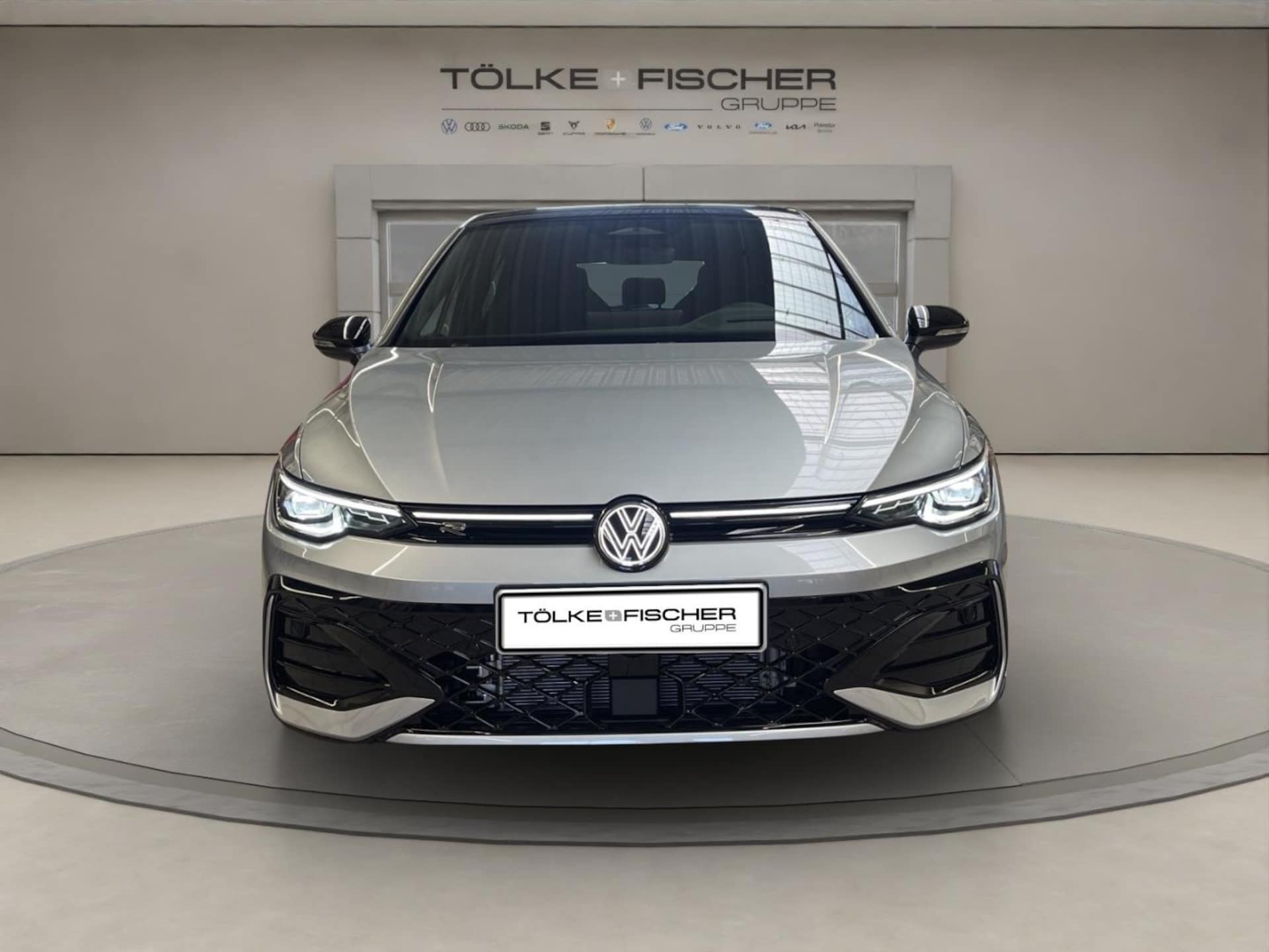 Volkswagen Golf R-Line