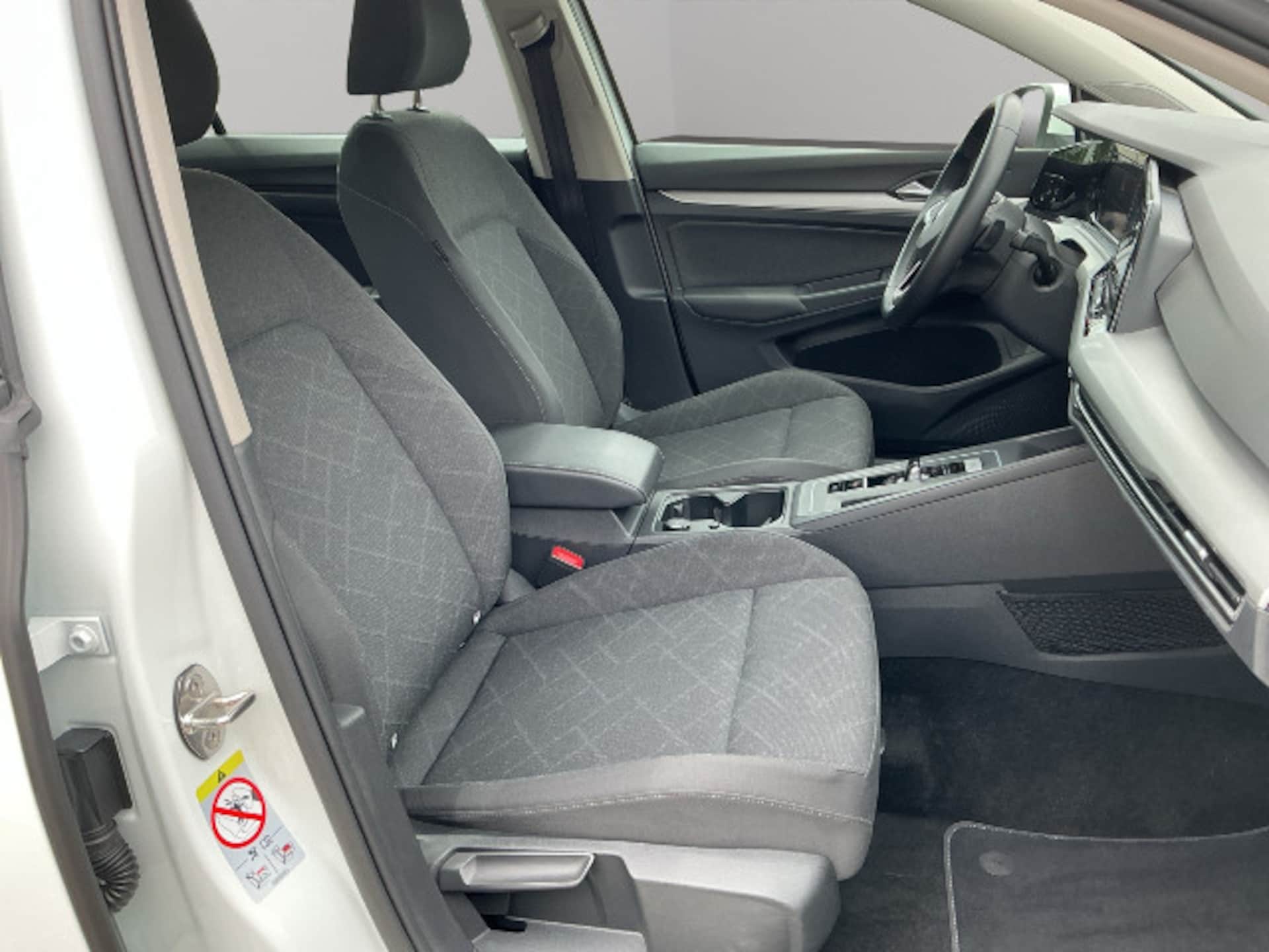 Volkswagen Golf Variant Life