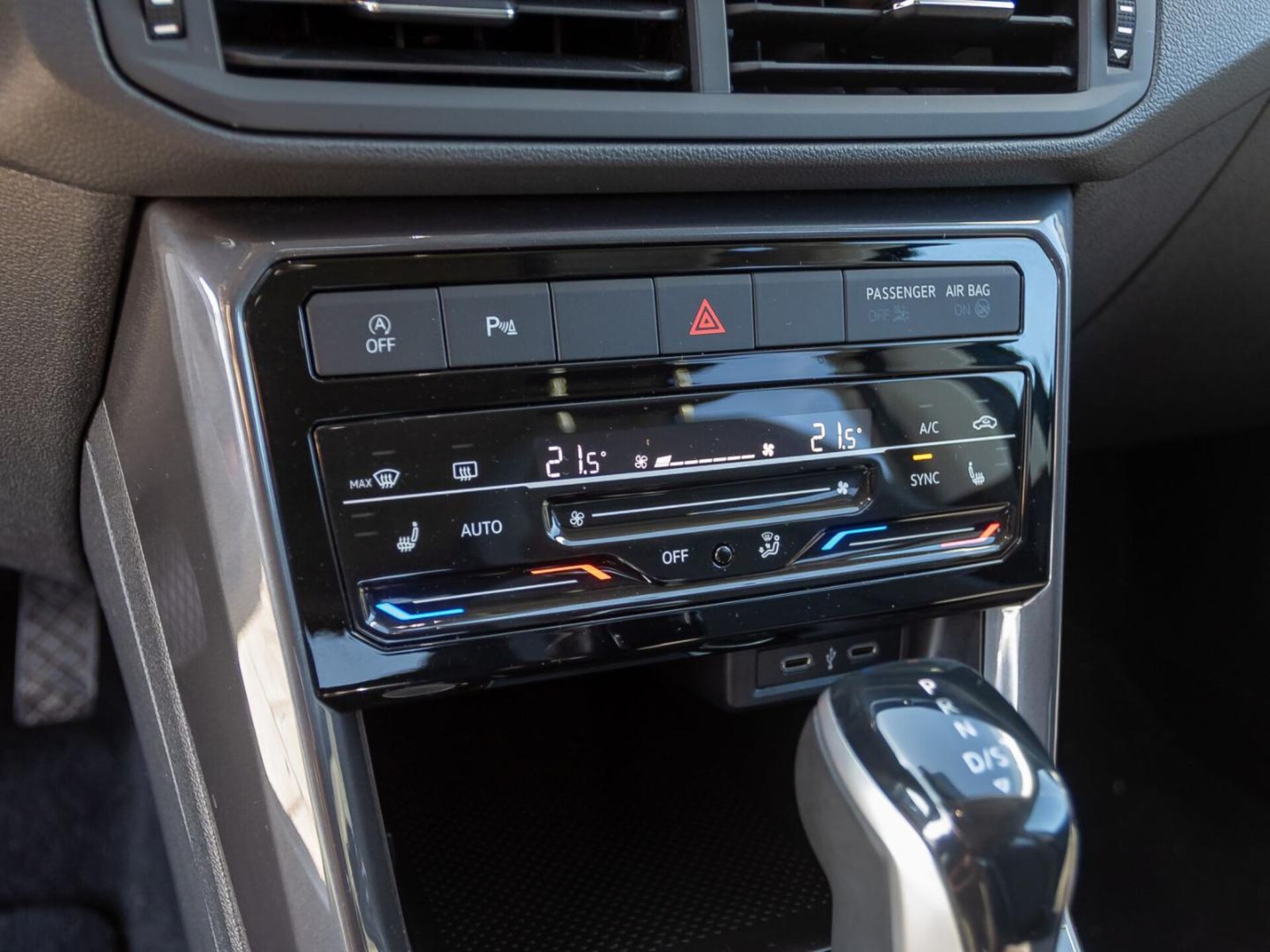Volkswagen T-Cross Style